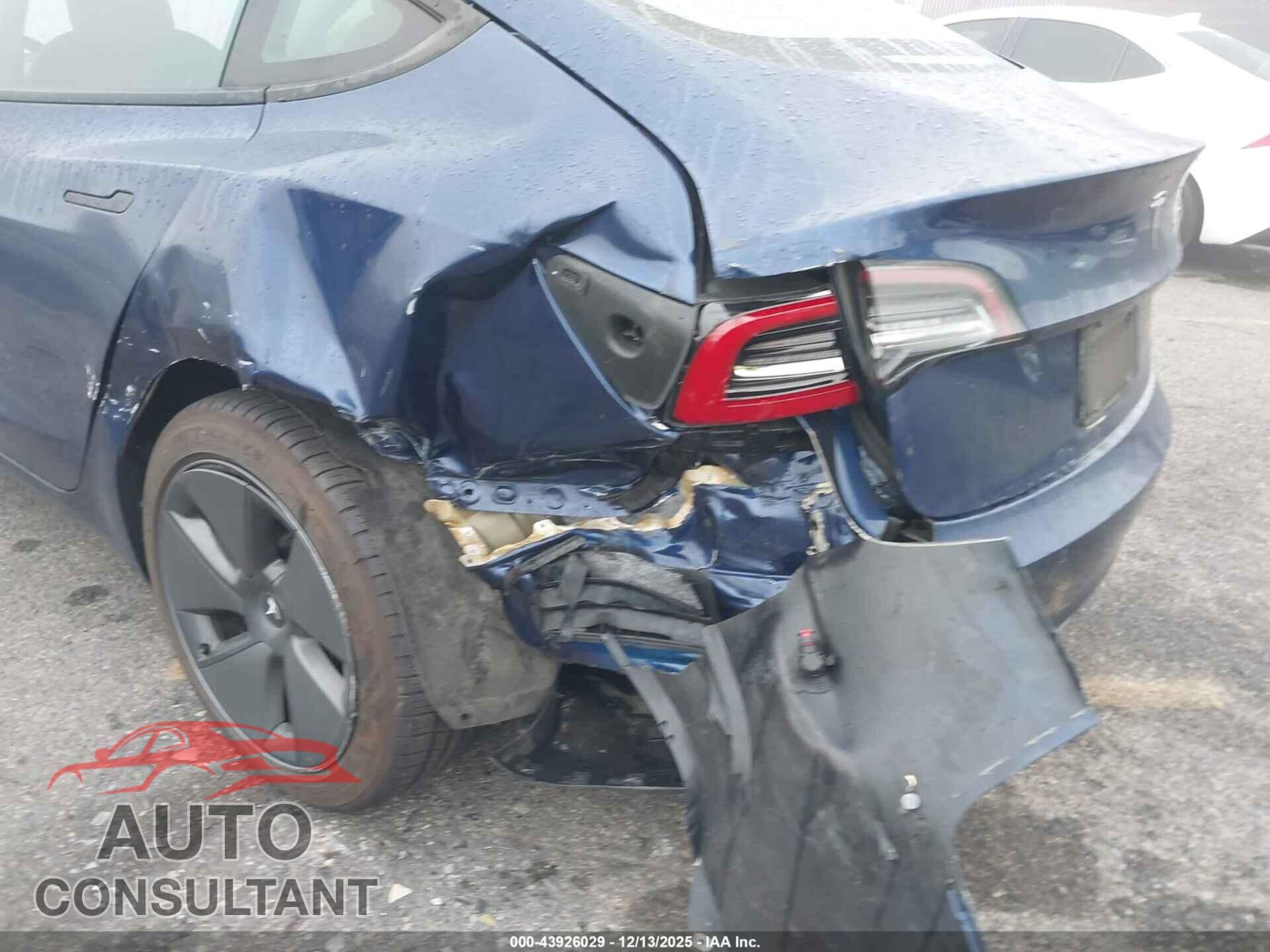 TESLA MODEL 3 2021 - 5YJ3E1EB7MF875775