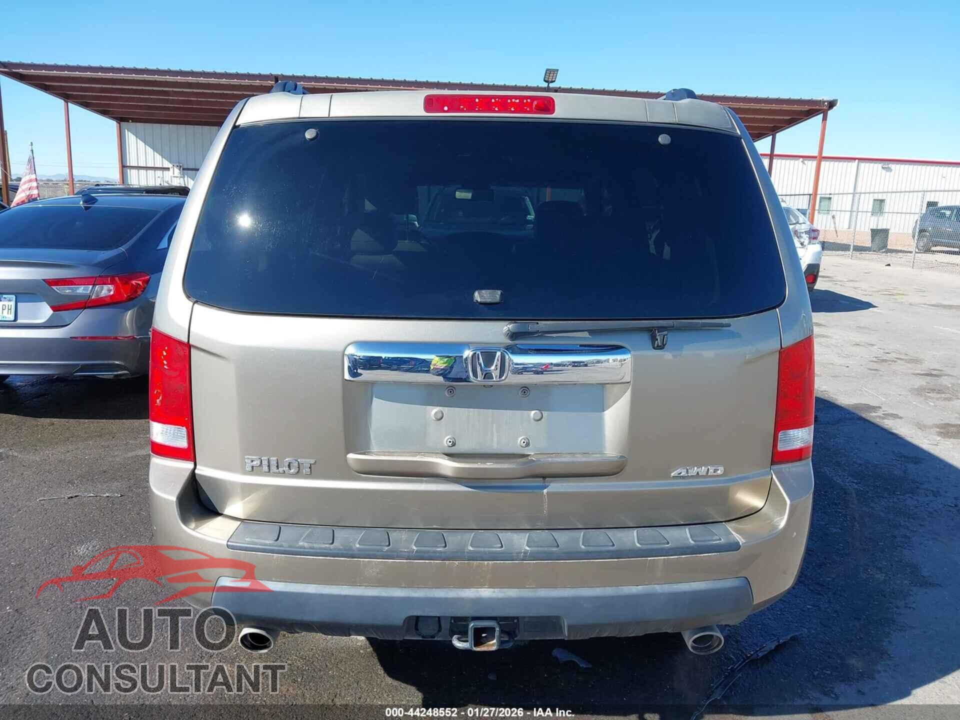 HONDA PILOT 2010 - 5FNYF4H68AB006830