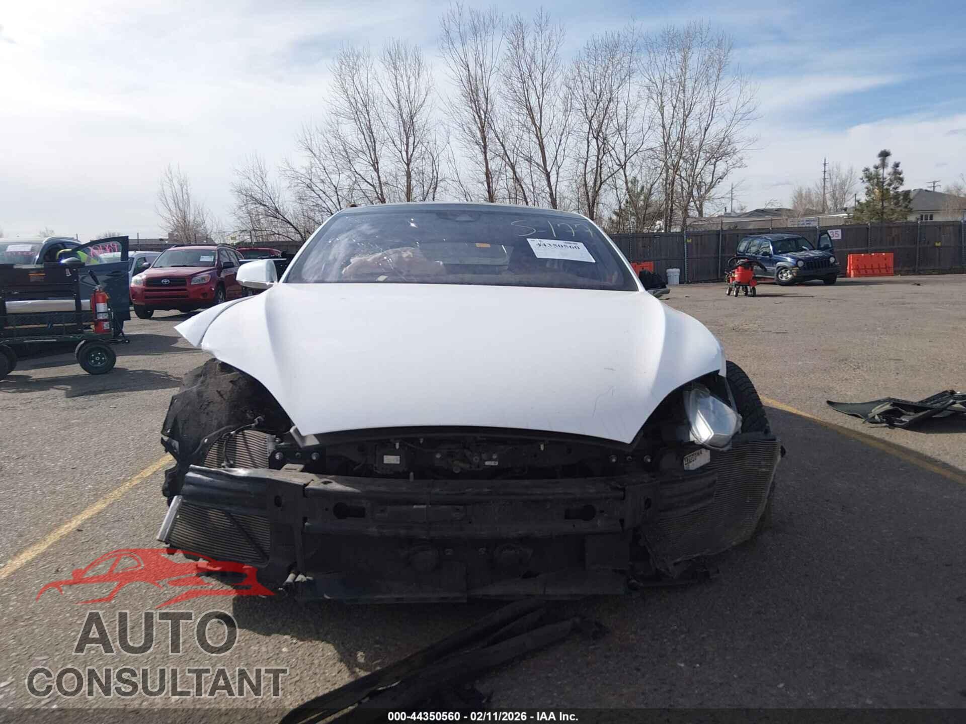 TESLA MODEL S 2015 - 5YJSA1E2XFF117939