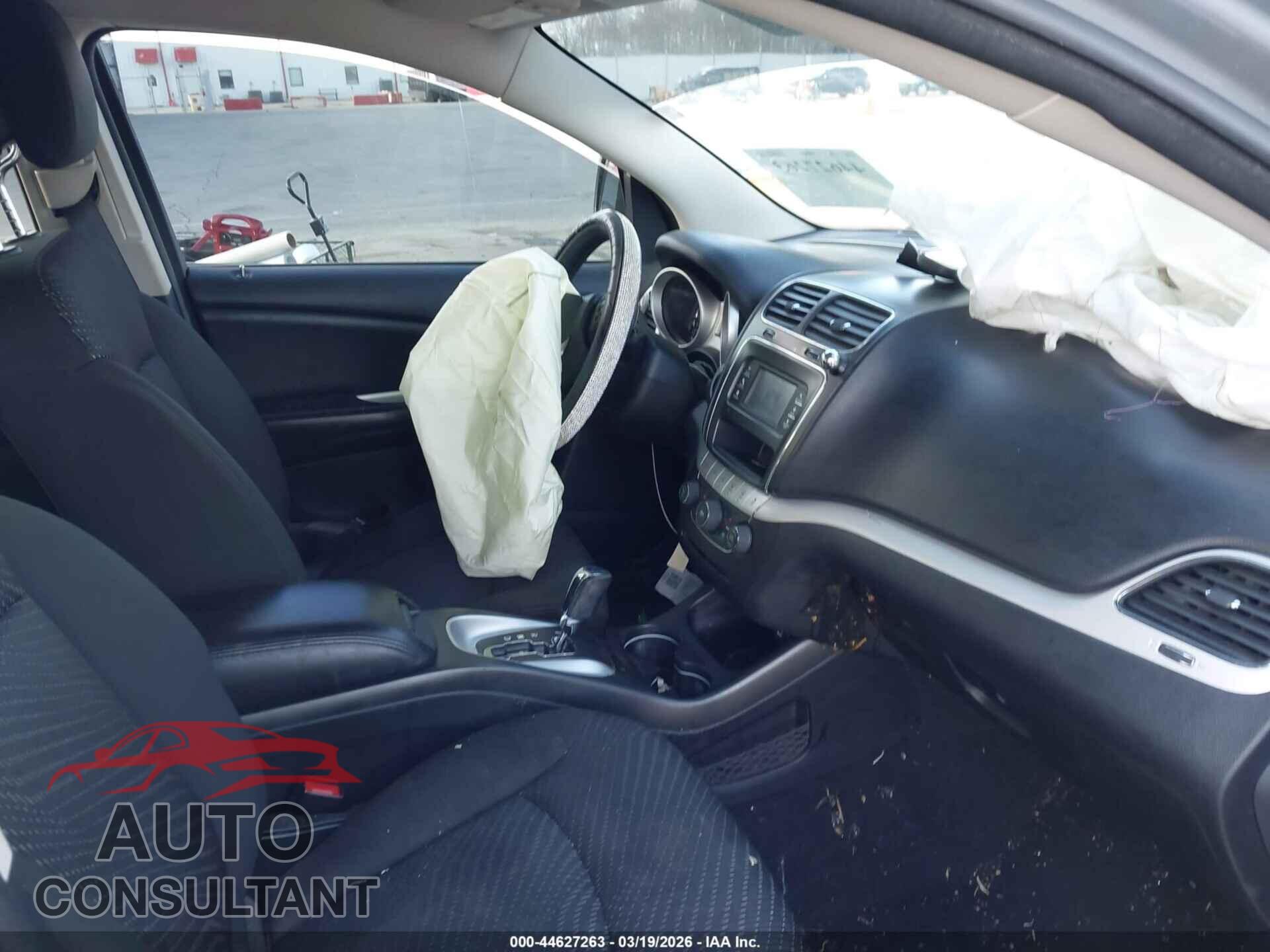 DODGE JOURNEY 2017 - 3C4PDCBG7HT525392