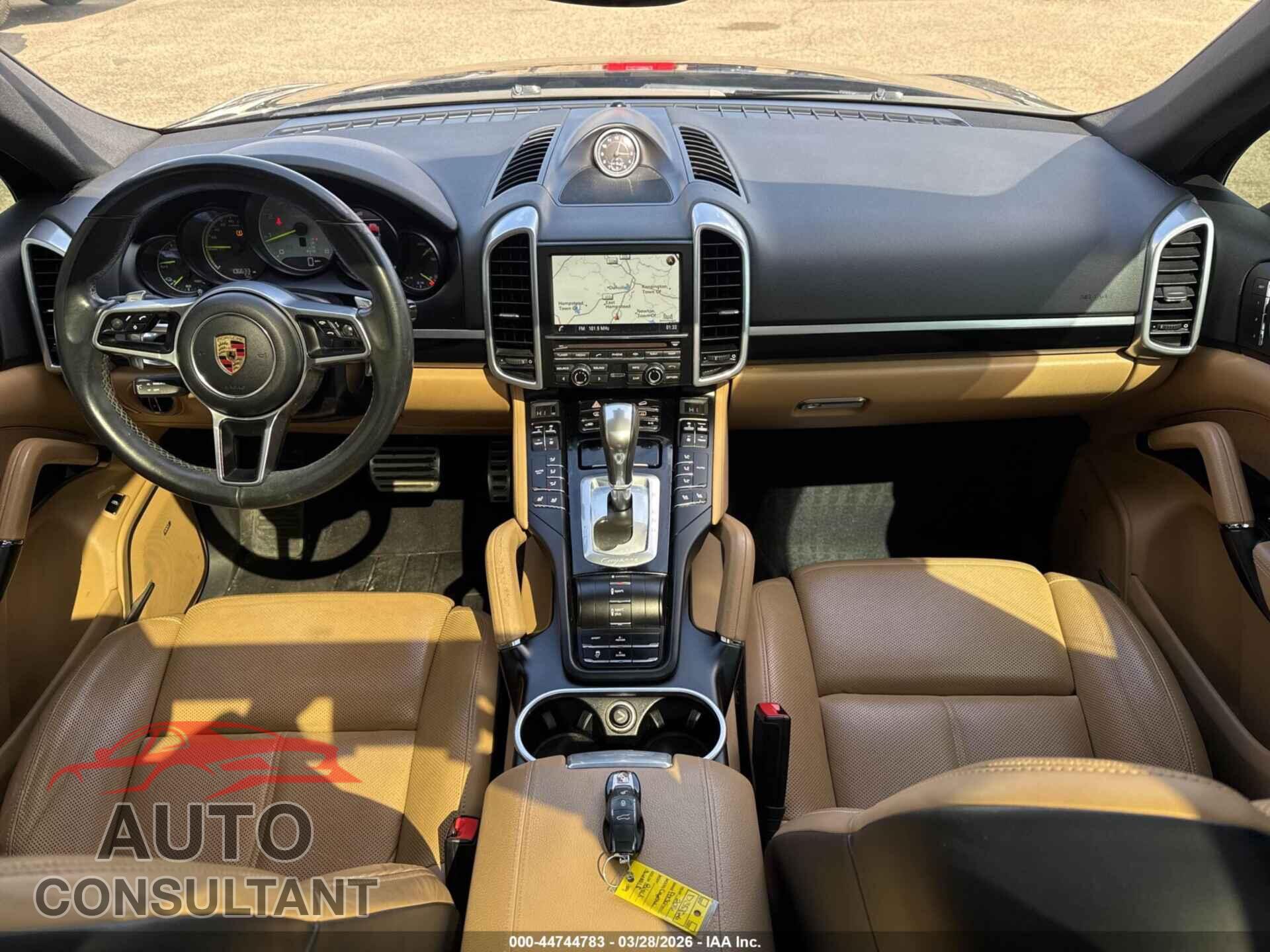 PORSCHE CAYENNE 2016 - WP1AE2A28GLA60018