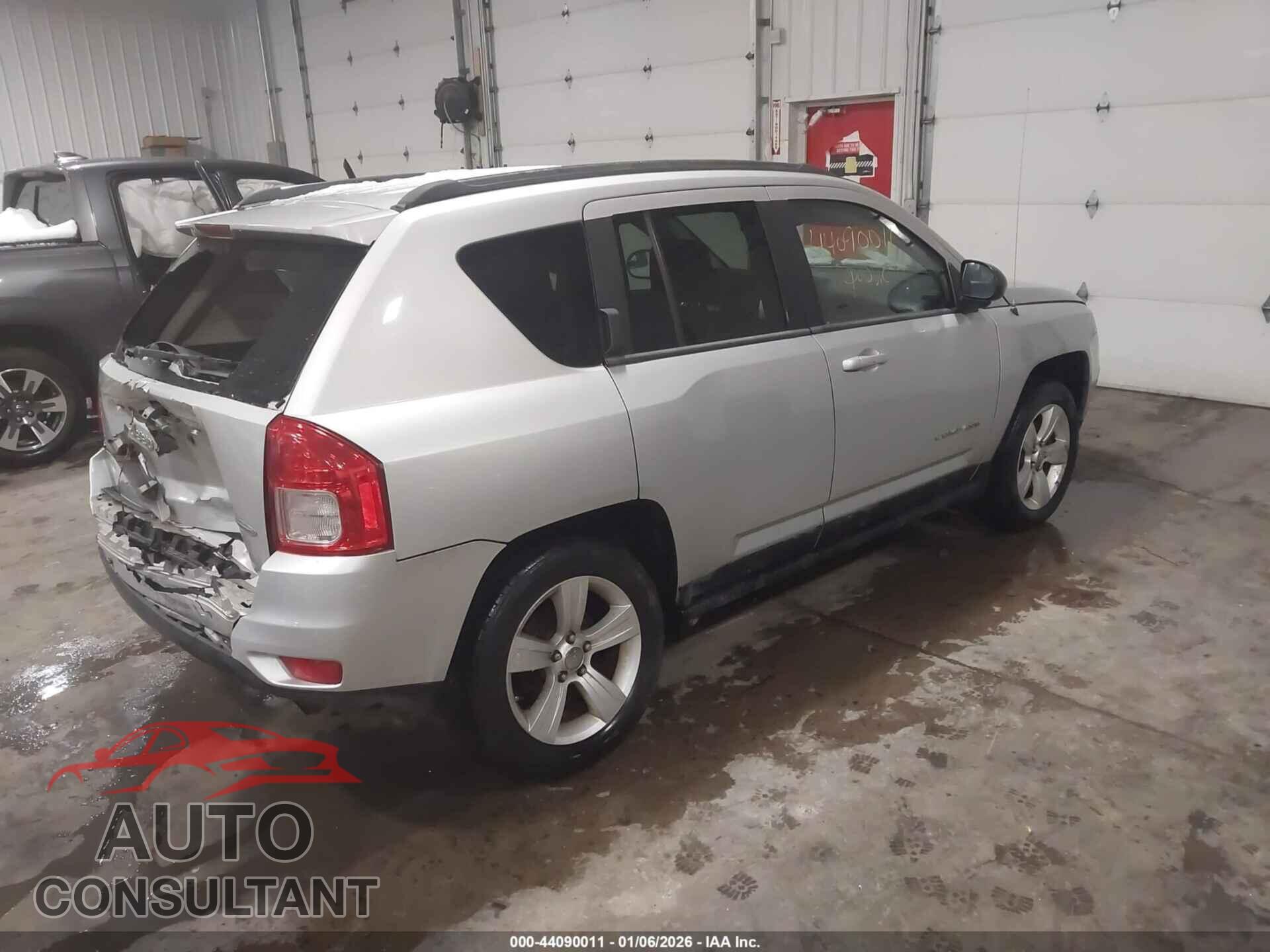 JEEP COMPASS 2011 - 1J4NF1FB7BD181994
