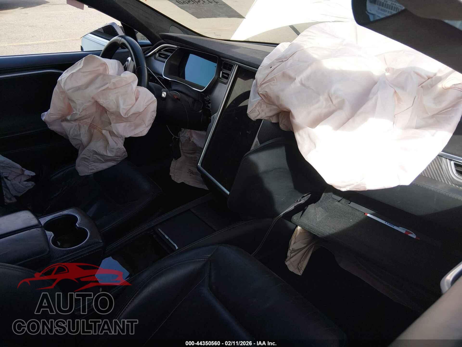 TESLA MODEL S 2015 - 5YJSA1E2XFF117939