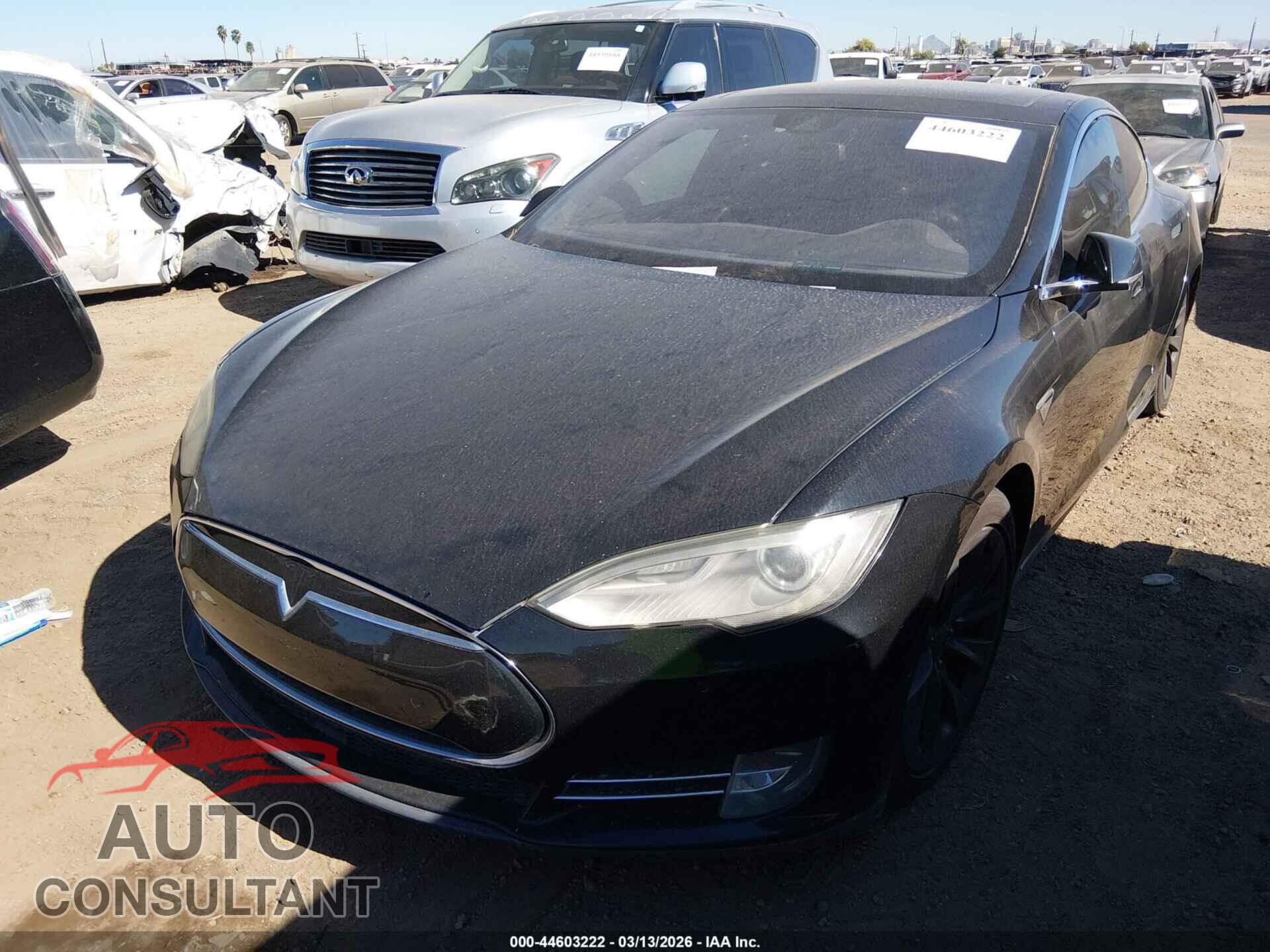 TESLA MODEL S 2015 - 5YJSA1H40FF080624