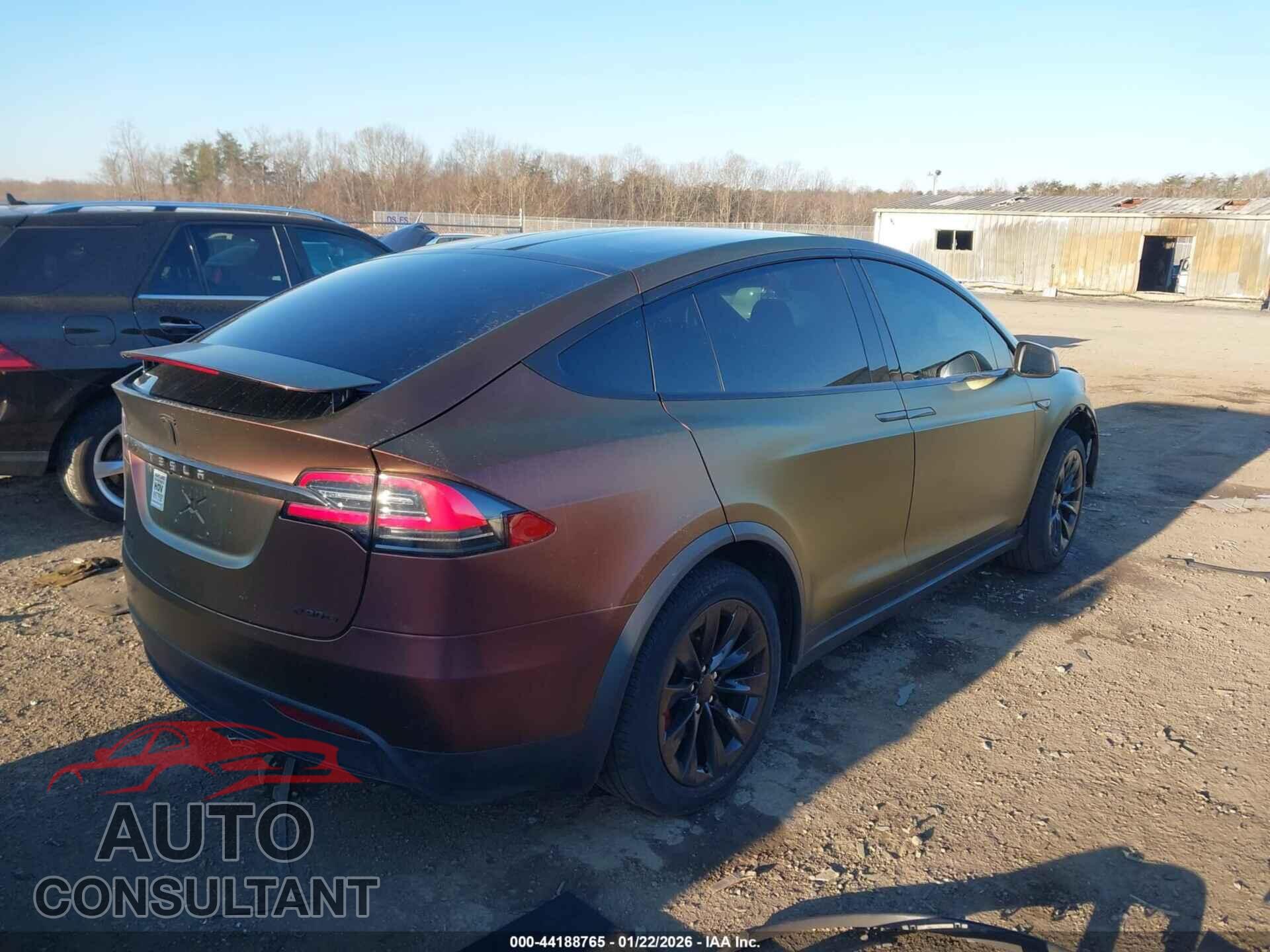 TESLA MODEL X 2016 - 5YJXCBE21GF019065