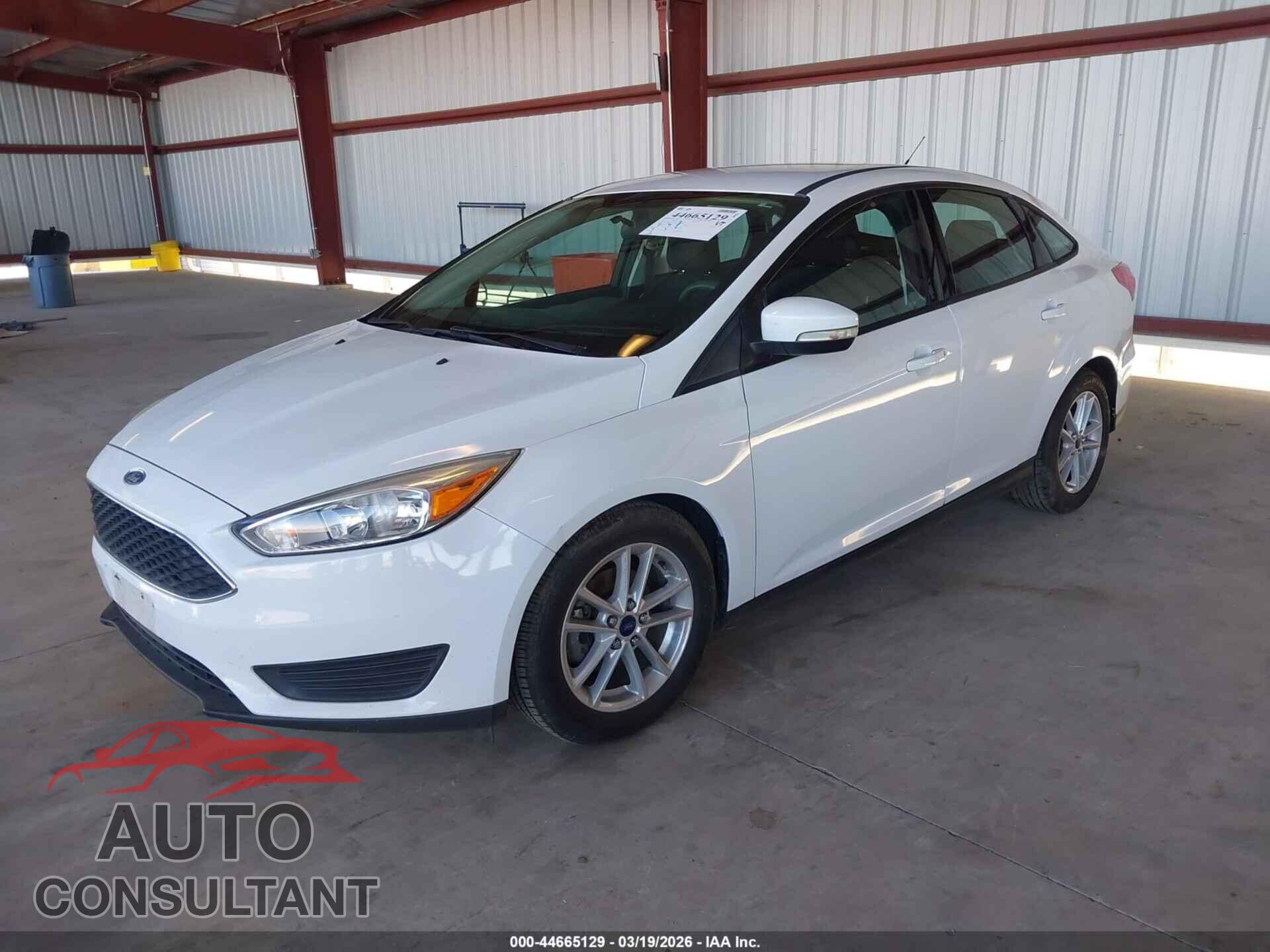 FORD FOCUS 2017 - 1FADP3F21HL300119