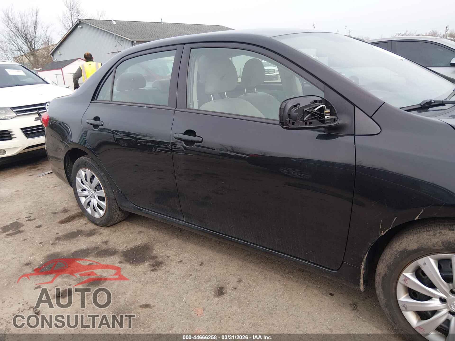 TOYOTA COROLLA 2012 - 2T1BU4EE2CC840171