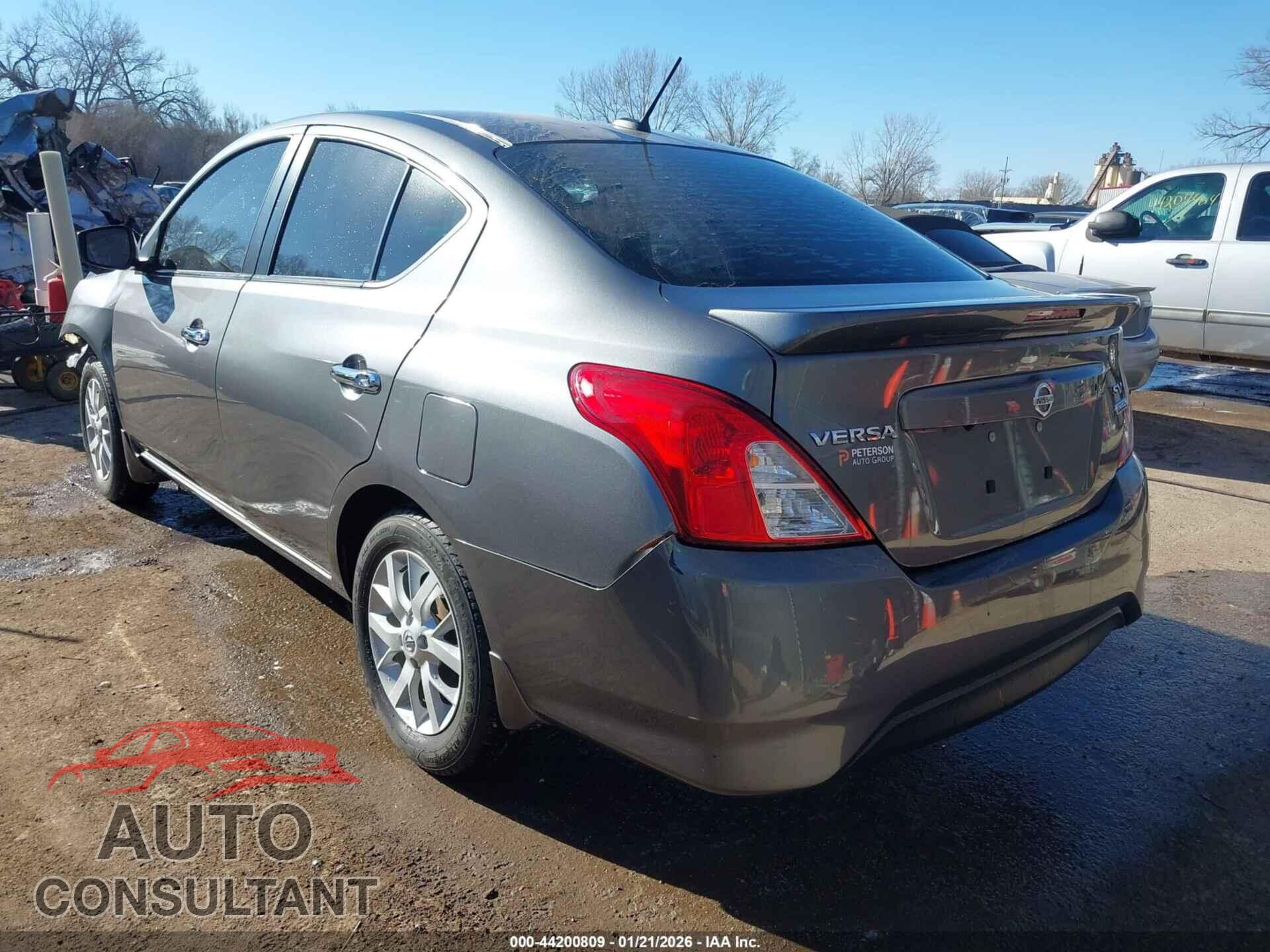 NISSAN VERSA 2017 - 3N1CN7AP0HL822334