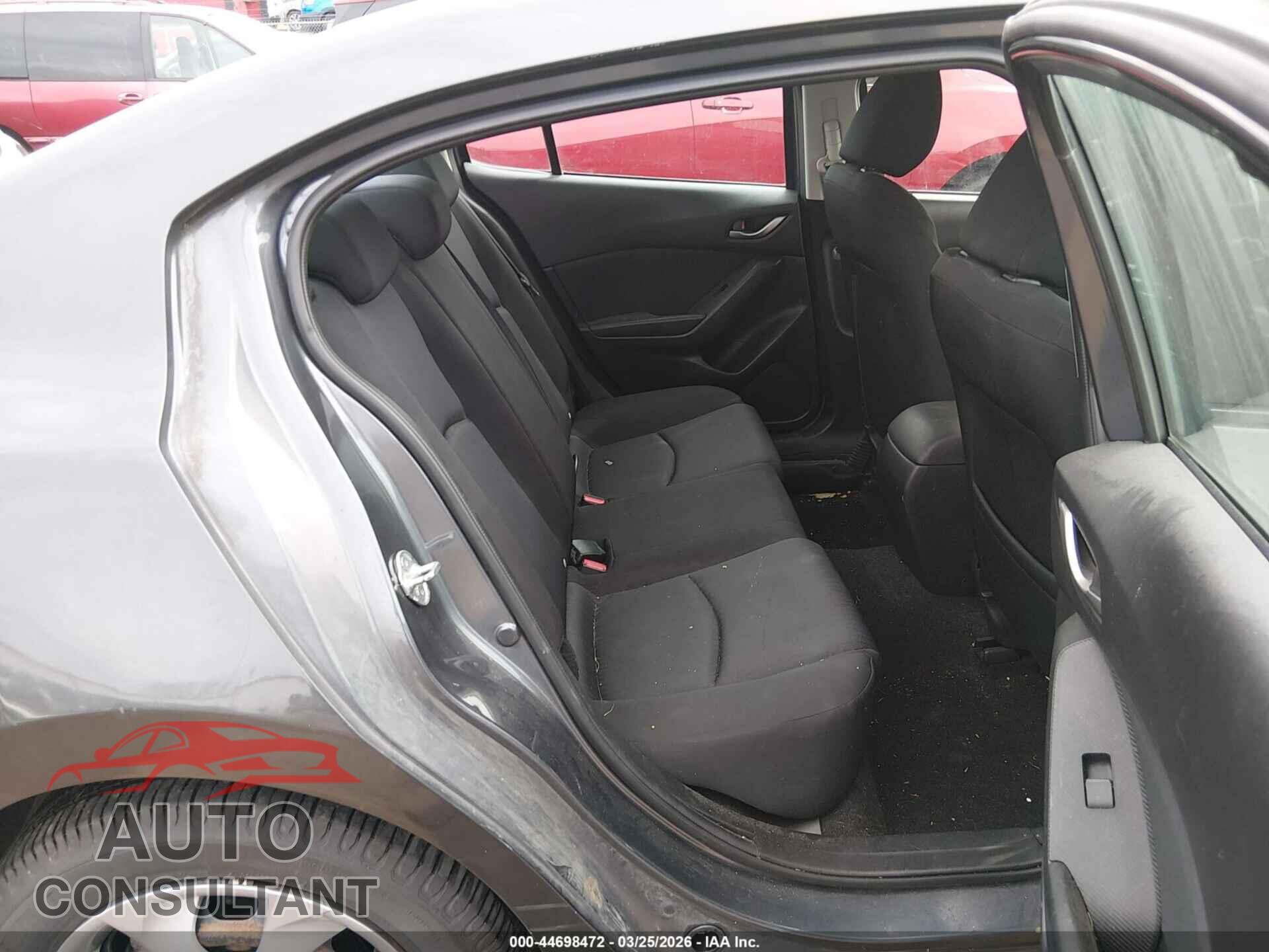 MAZDA MAZDA3 2015 - 3MZBM1U74FM143112