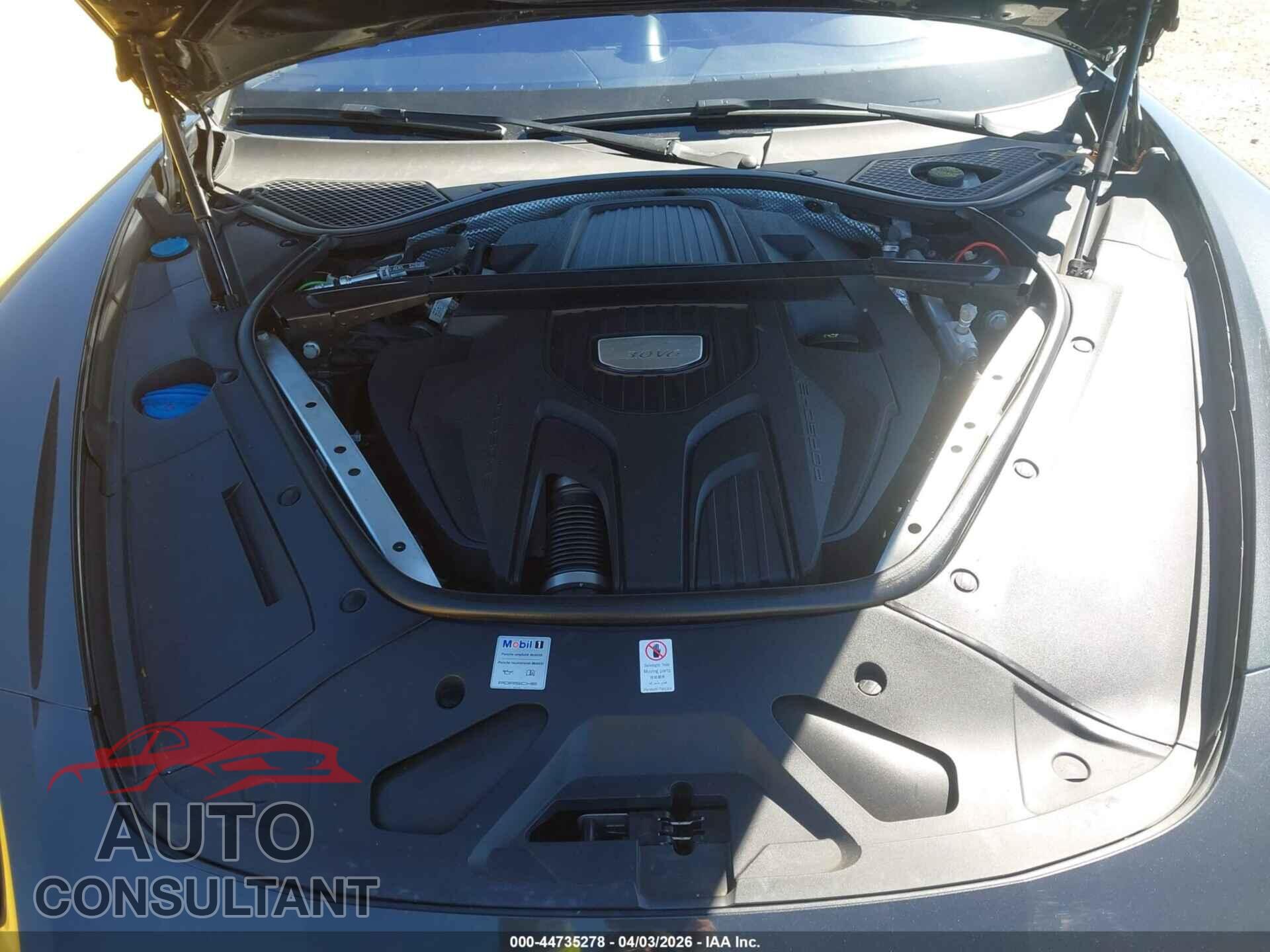 PORSCHE PANAMERA 2017 - WP0AA2A70HL101025