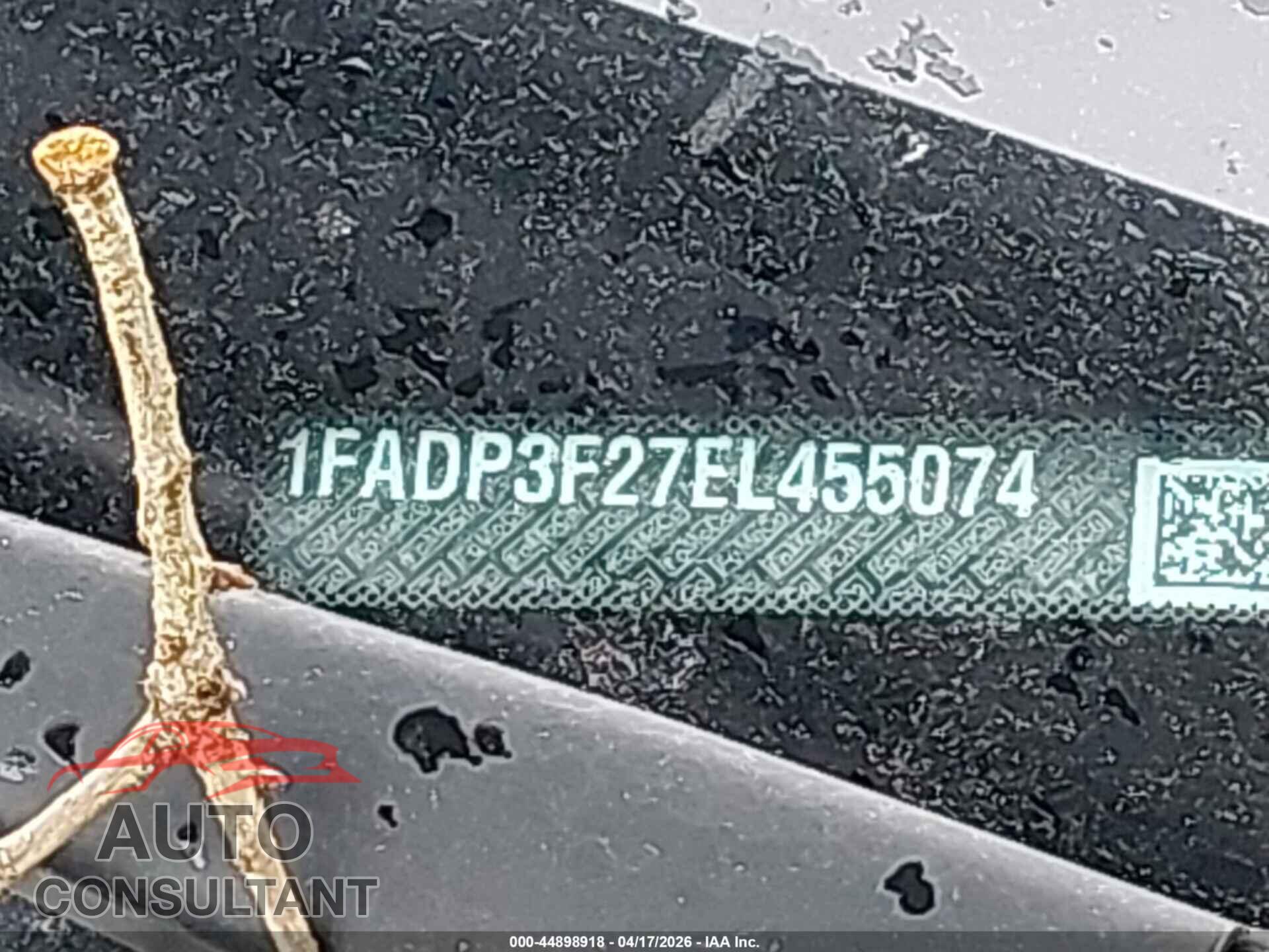 FORD FOCUS 2014 - 1FADP3F27EL455074