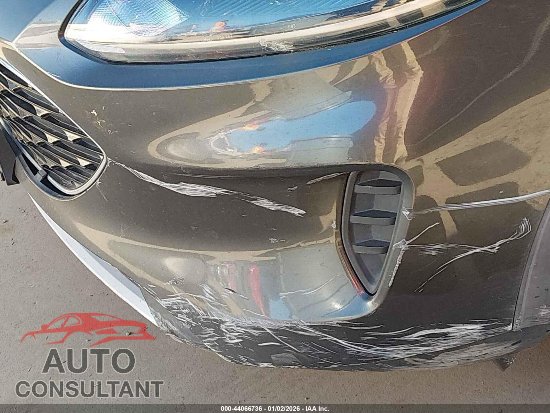 FORD ESCAPE 2020 - 1FMCU0G69LUA54451