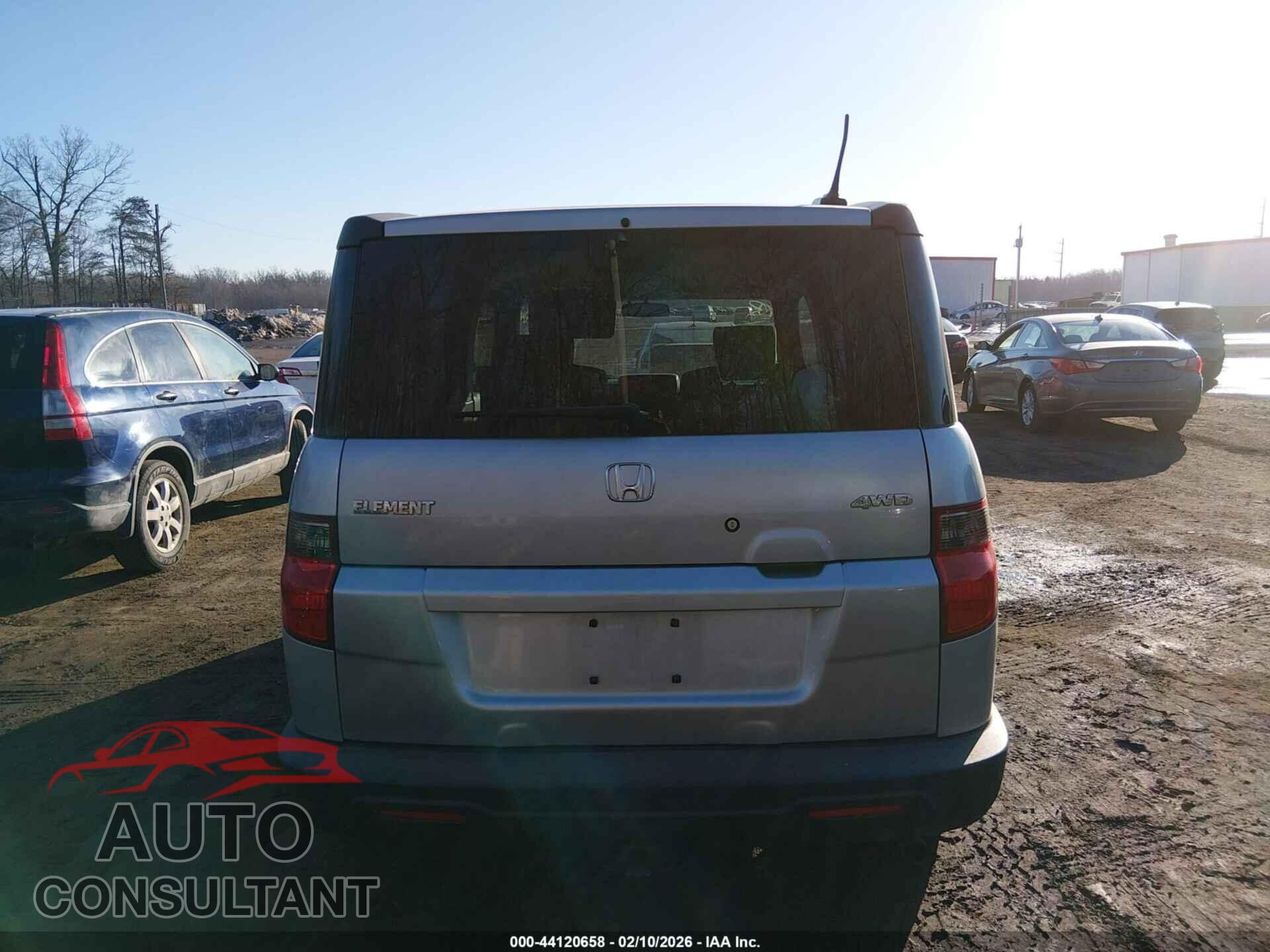 HONDA ELEMENT 2011 - 5J6YH2H74BL003861