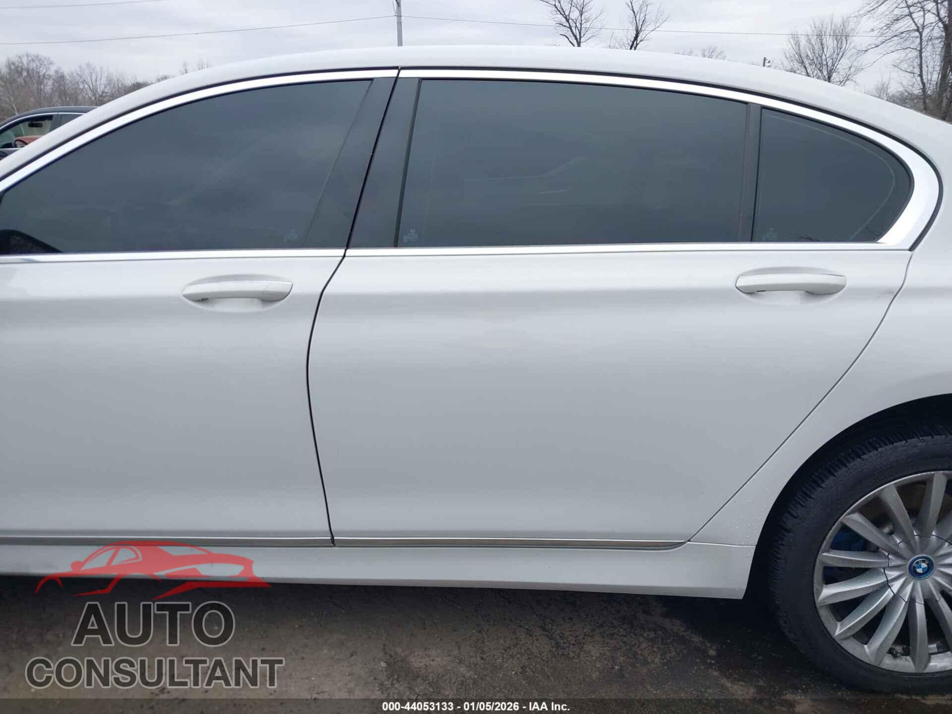 BMW 740E 2017 - WBA7J2C30HG497743