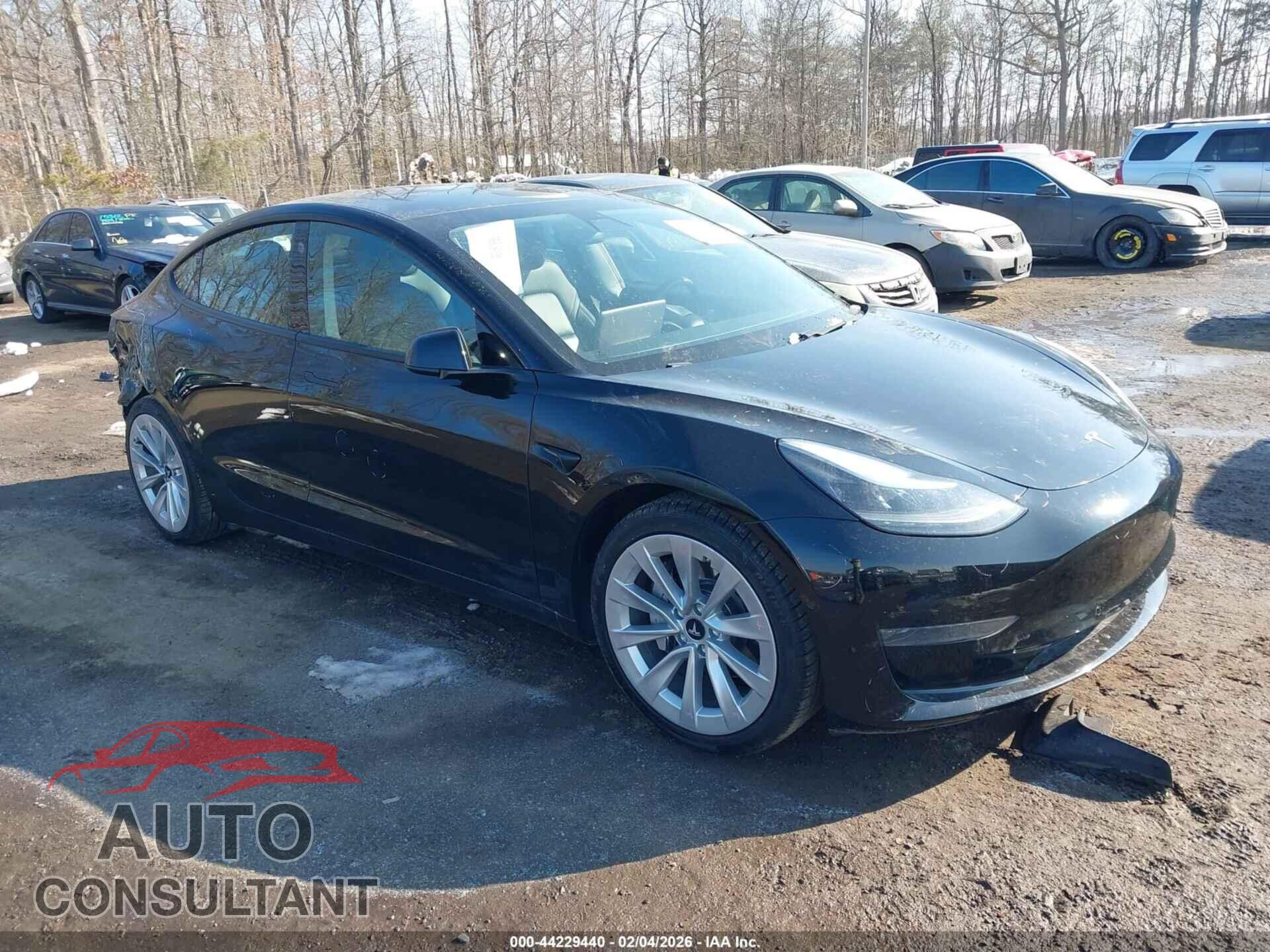 TESLA MODEL 3 2021 - 5YJ3E1EA4MF070324