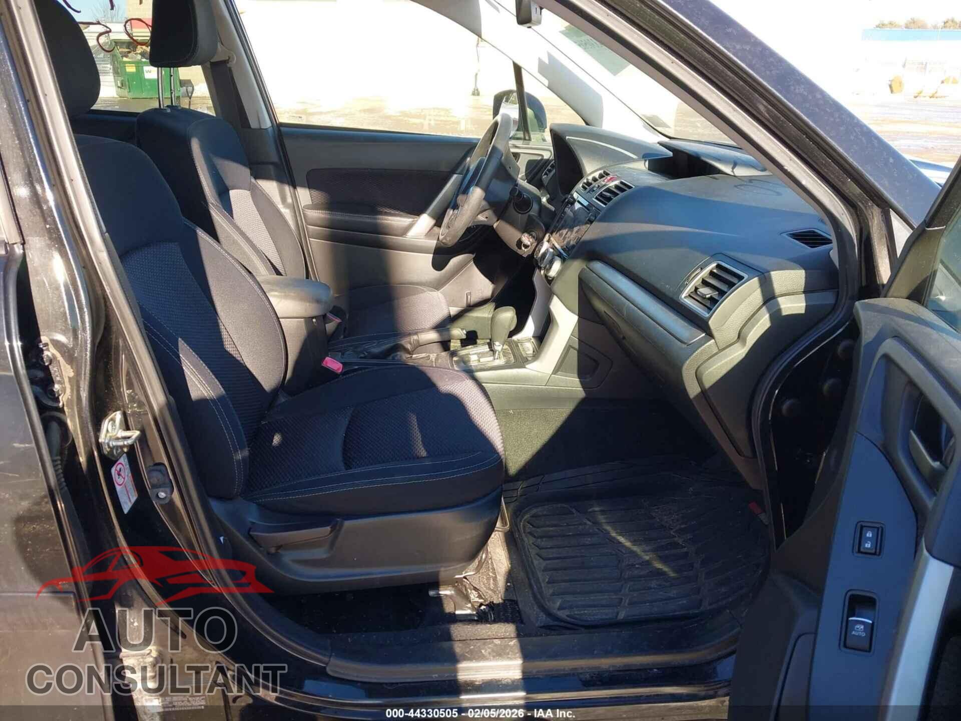 SUBARU FORESTER 2017 - JF2SJAEC1HH580968