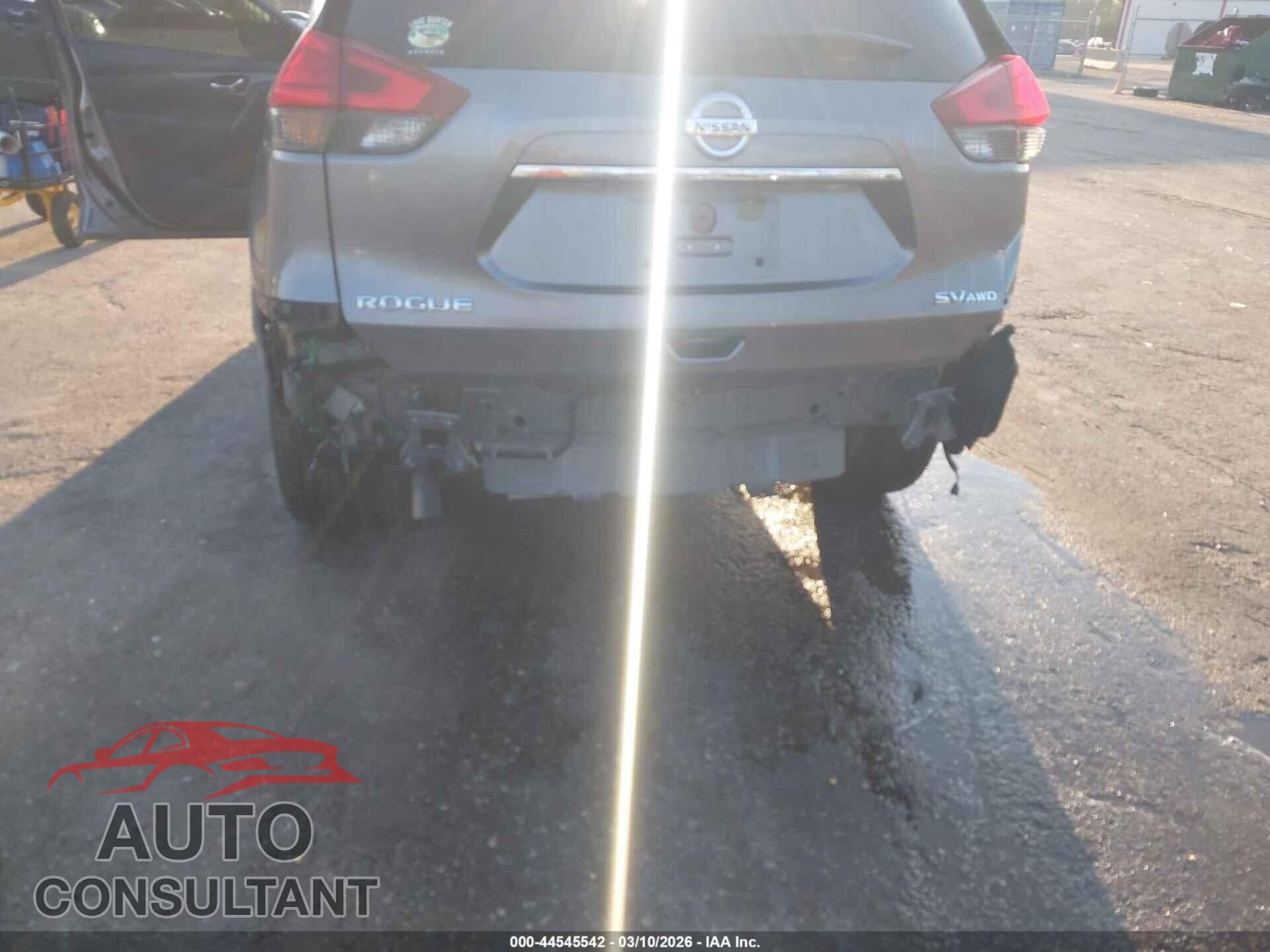 NISSAN ROGUE 2017 - JN8AT2MV4HW278006