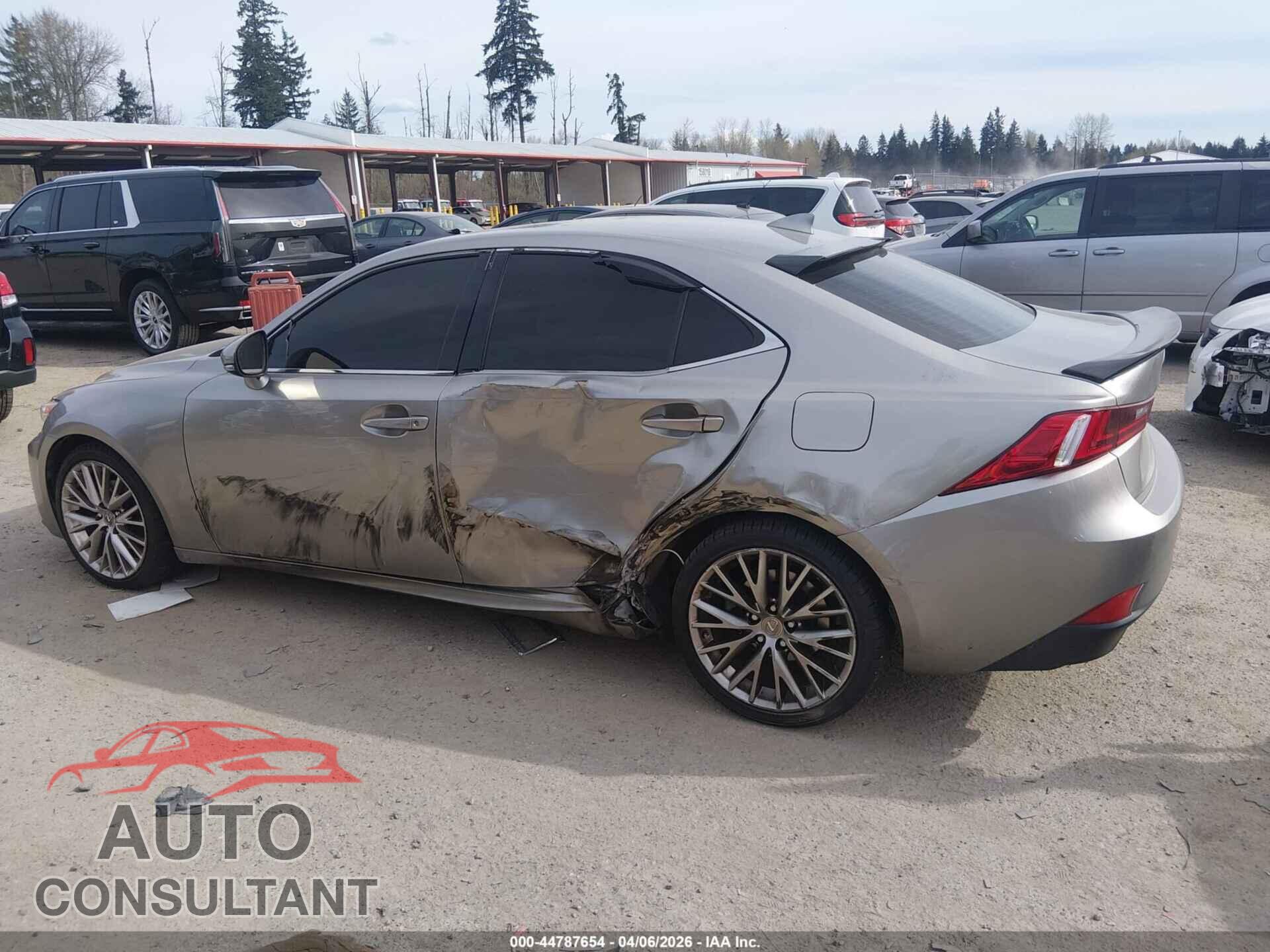 LEXUS IS 250 2015 - JTHCF1D2XF5022496