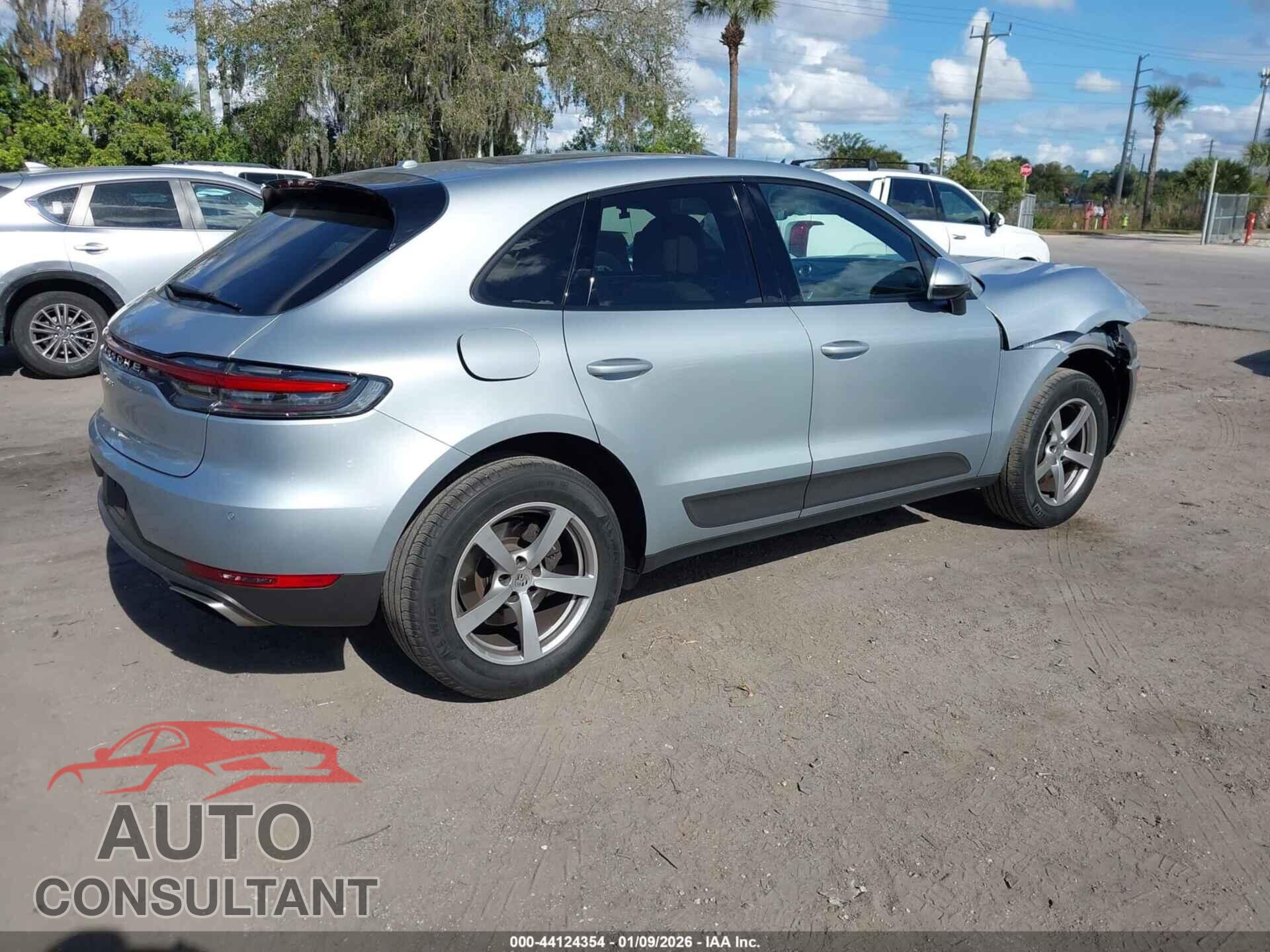 PORSCHE MACAN 2021 - WP1AA2A55MLB00511