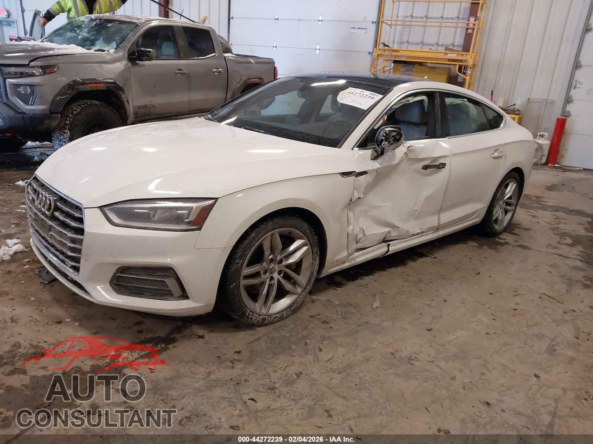 AUDI A5 2019 - WAUANCF55KA059517