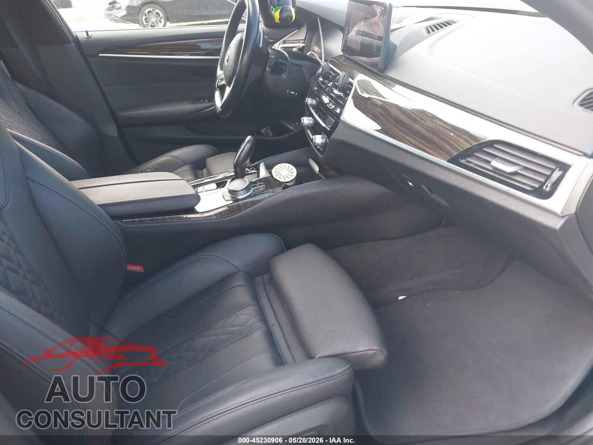 BMW 530I 2021 - WBA13BJ01MCF93460