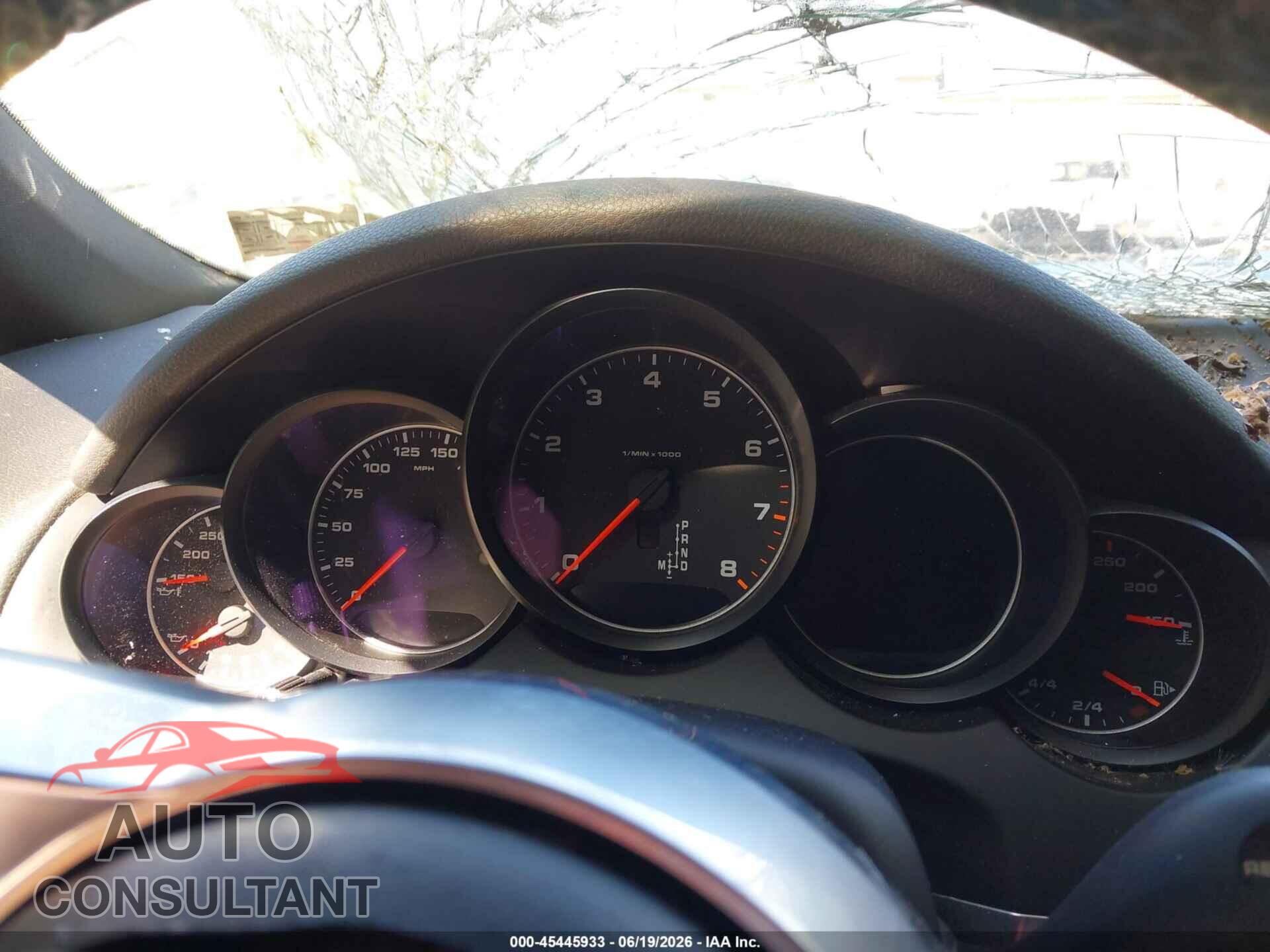 PORSCHE CAYENNE 2017 - WP1AA2A27HKA83017