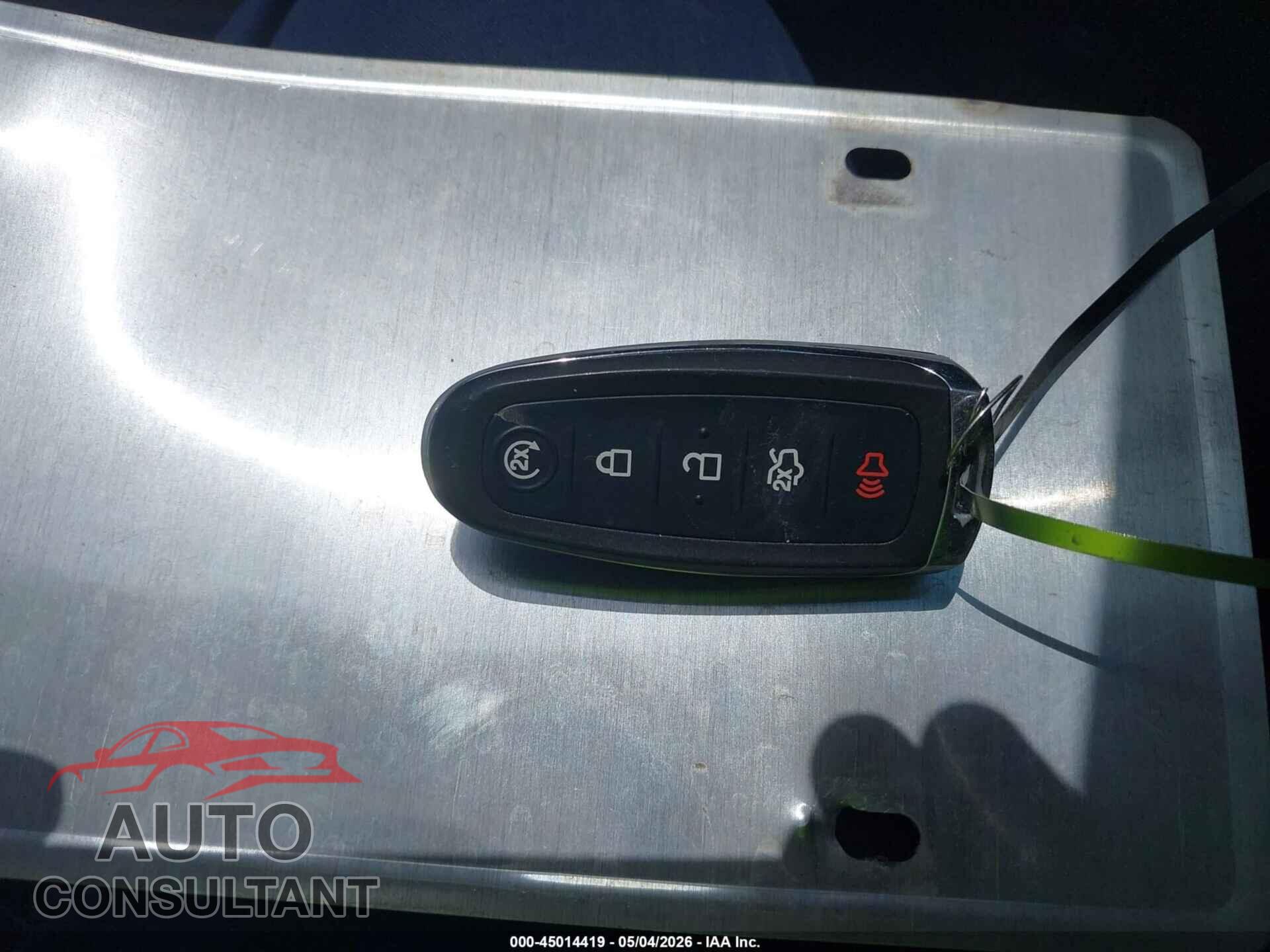 FORD EDGE 2011 - 2FMDK3KC8BBB07394