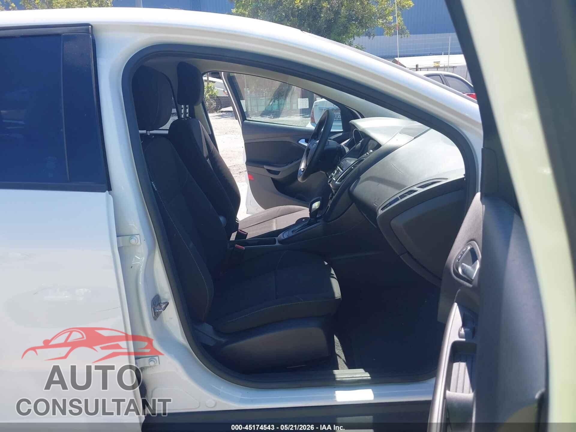FORD FOCUS 2017 - 1FADP3M20HL309994