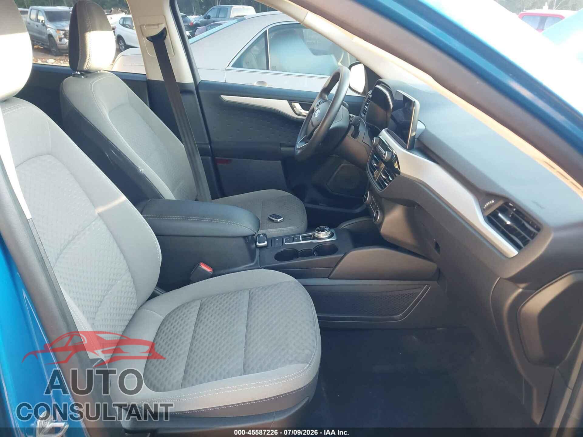 FORD ESCAPE 2020 - 1FMCU9G61LUA74679