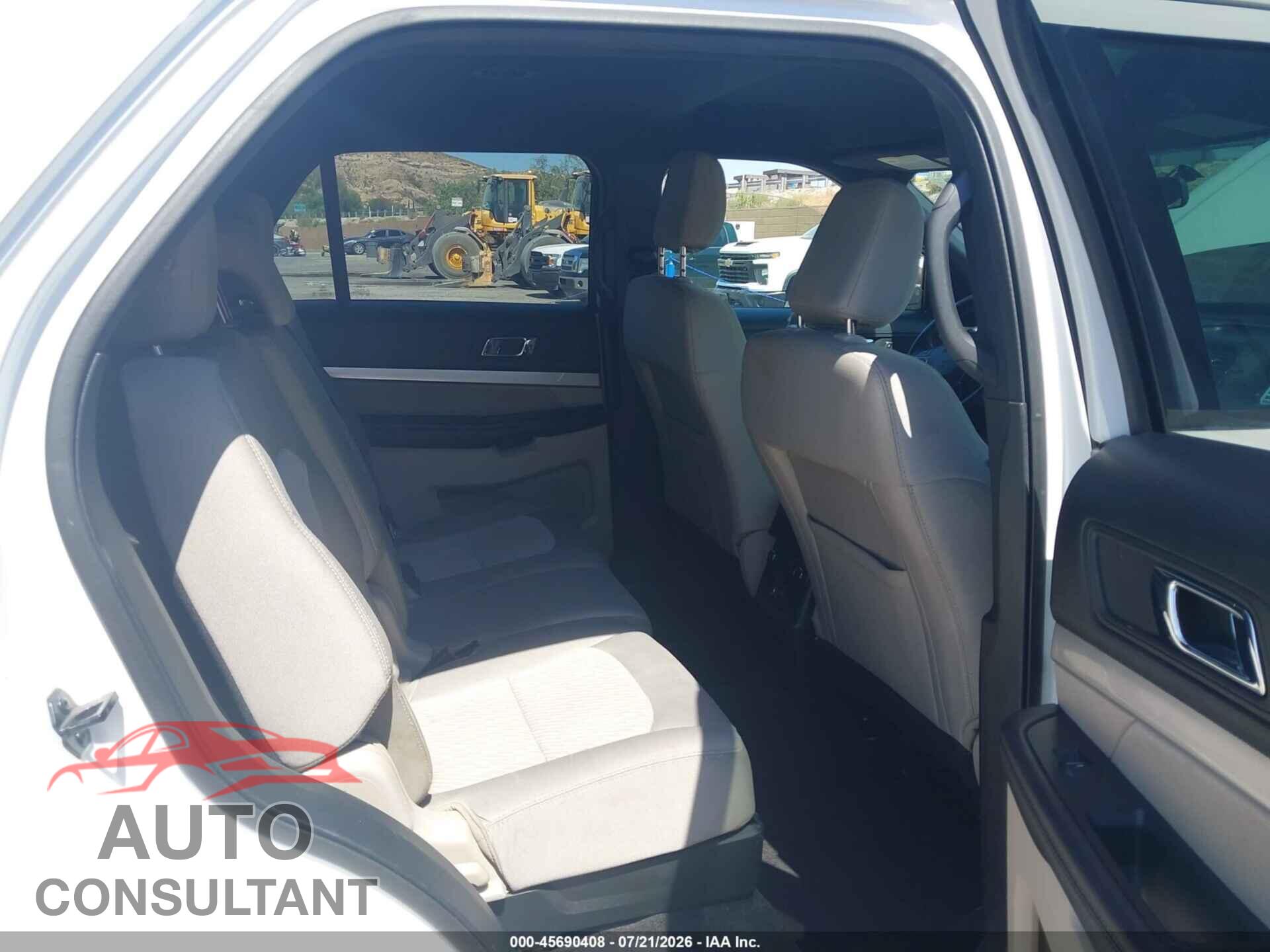 FORD EXPLORER 2018 - 1FM5K8BH9JGB95277