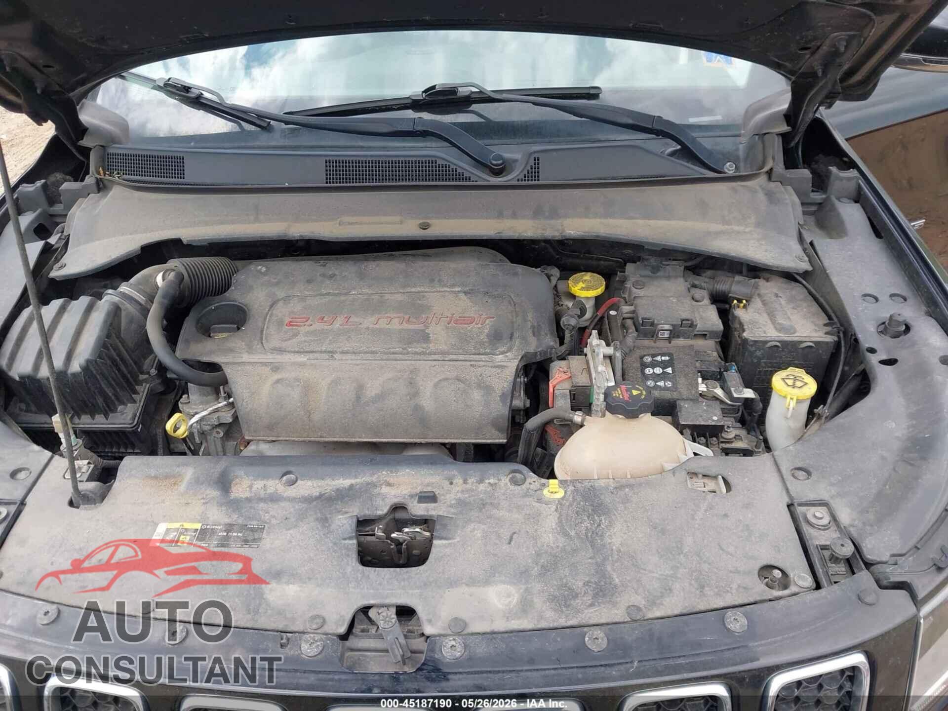 JEEP COMPASS 2018 - 3C4NJDCB8JT201852
