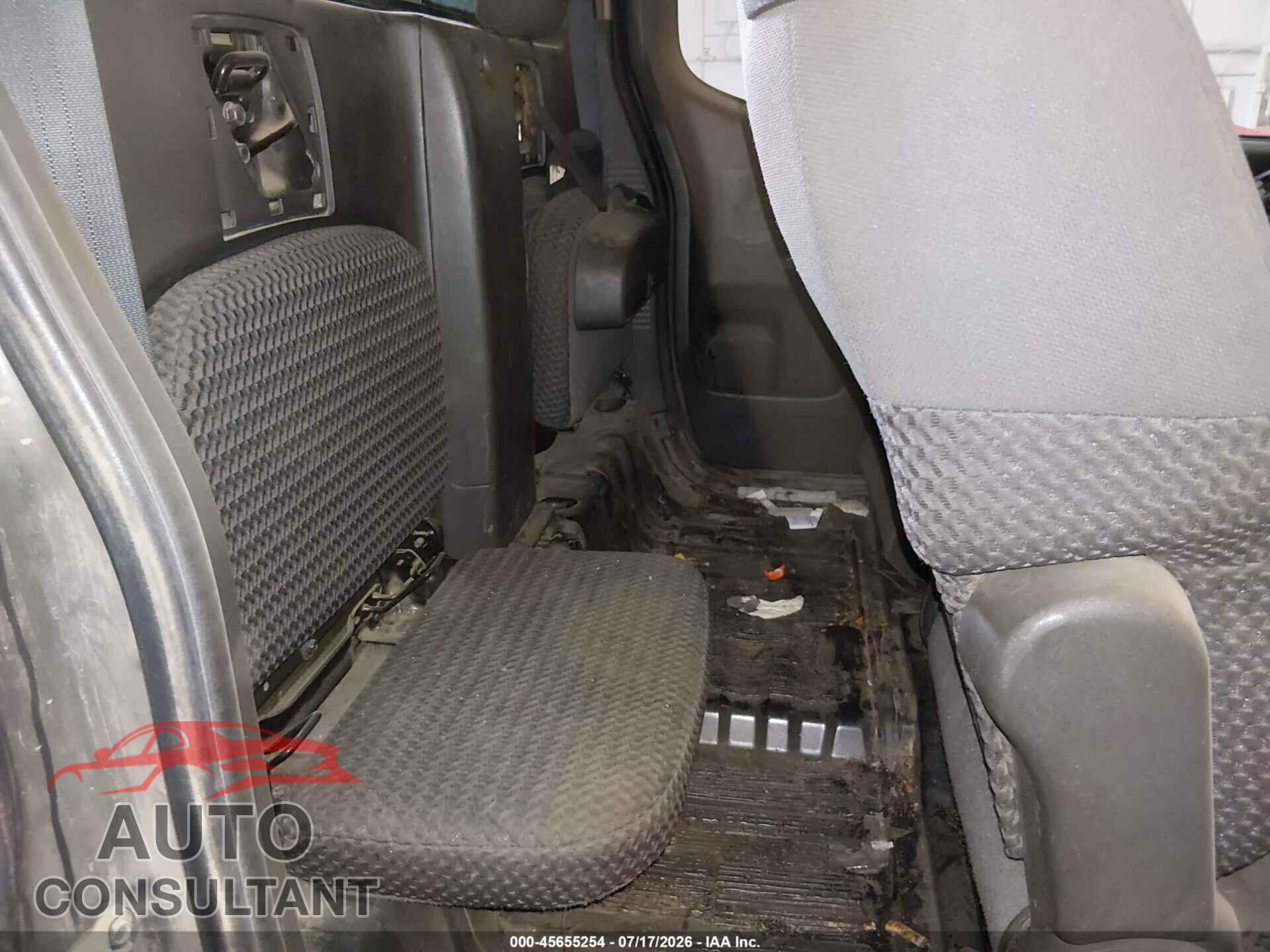 NISSAN FRONTIER 2013 - 1N6AD0CU3DN727808