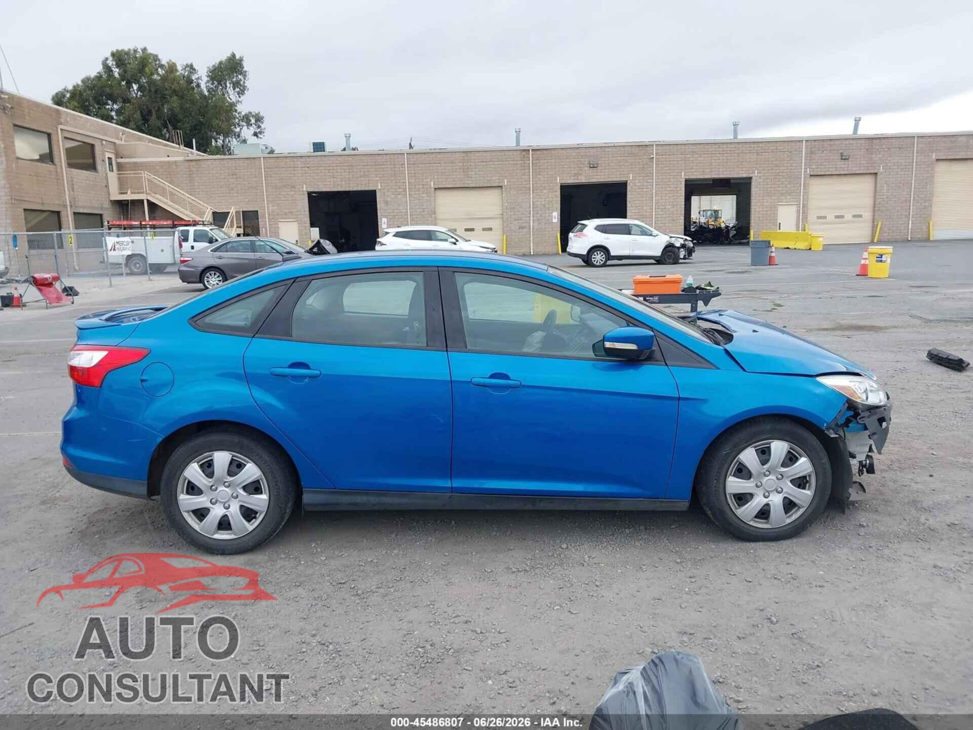 FORD FOCUS 2014 - 1FADP3F25EL355698