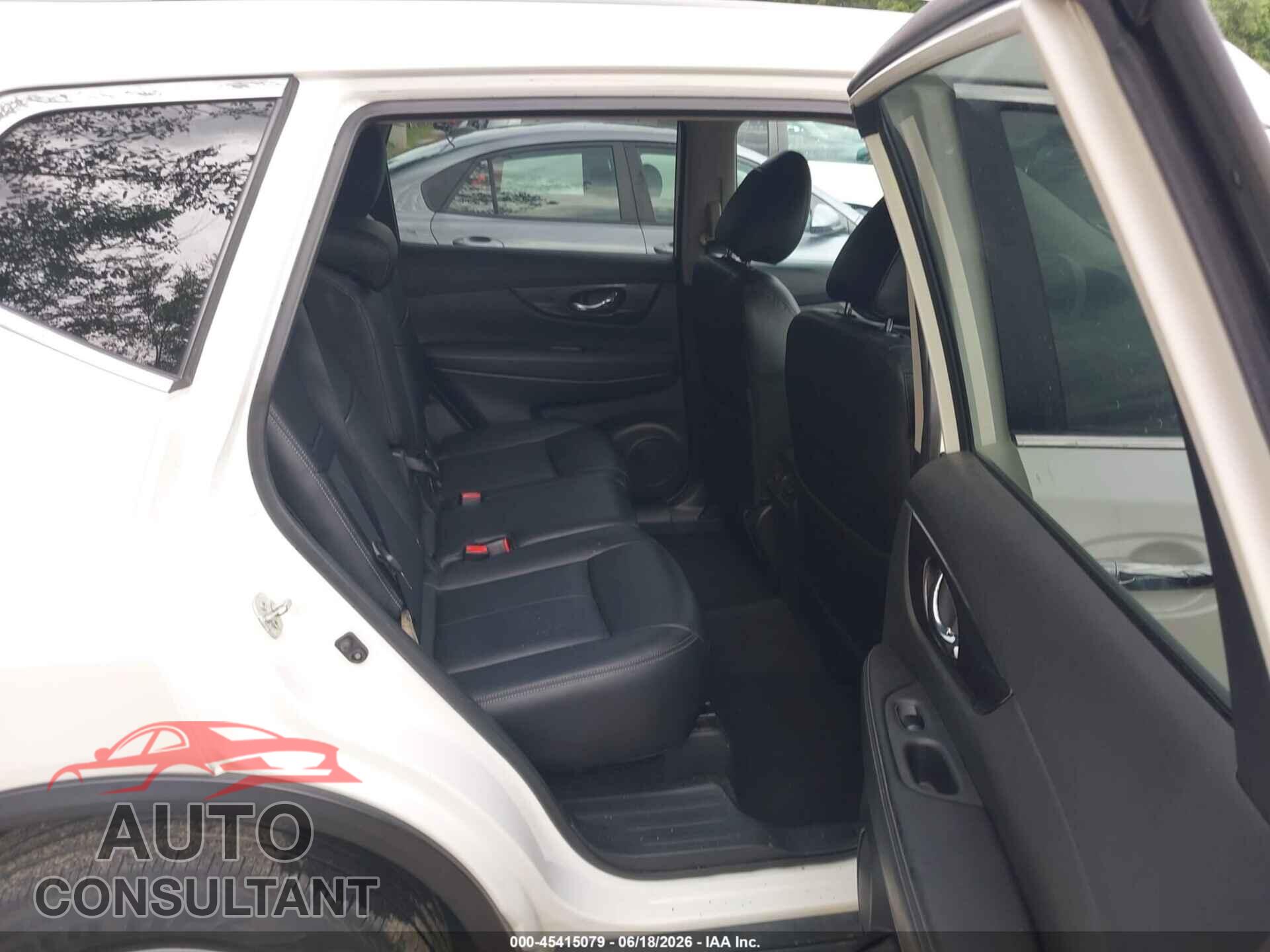NISSAN ROGUE 2017 - 5N1AT2MVXHC845649