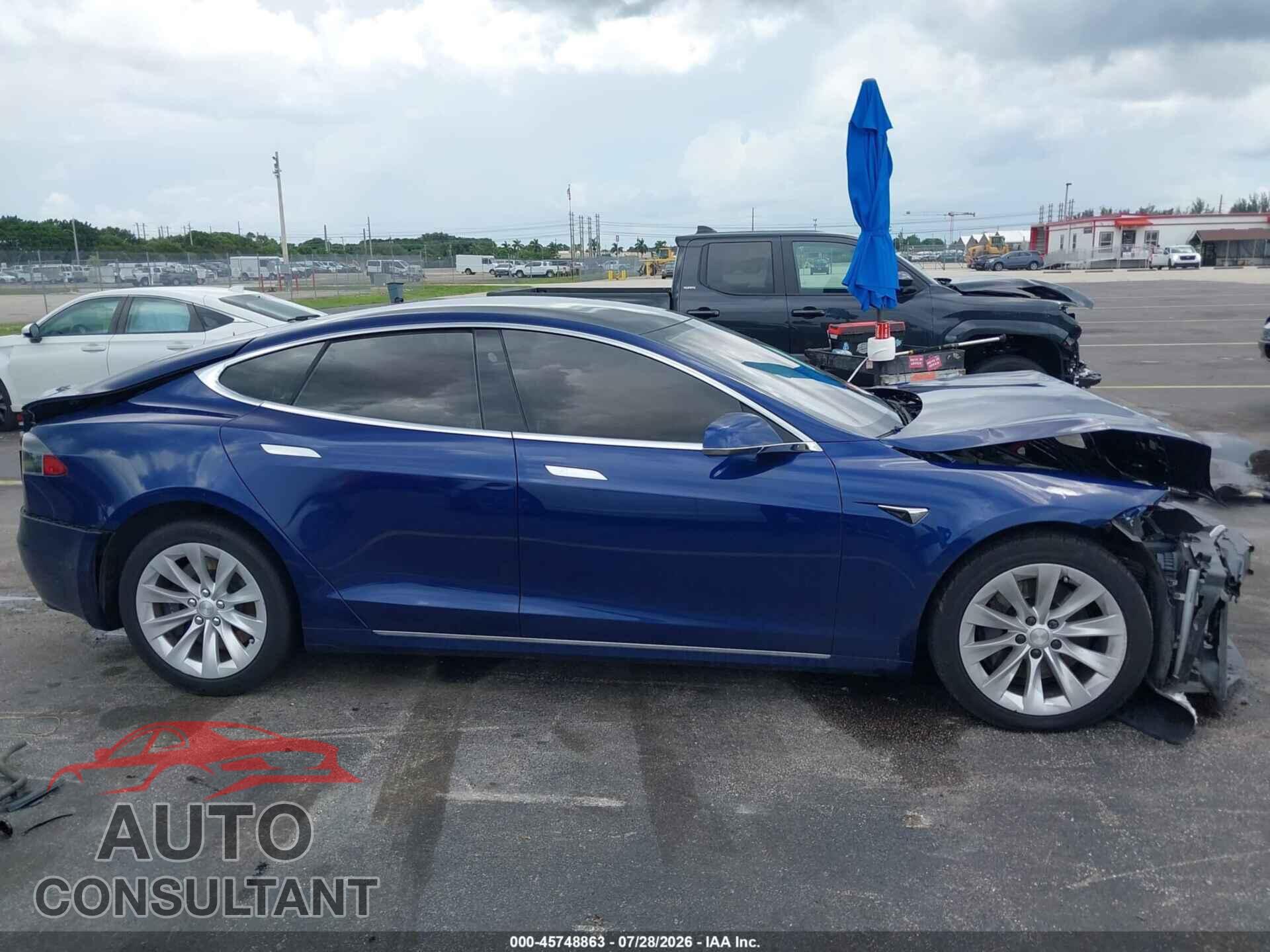 TESLA MODEL S 2018 - 5YJSA1E27JF295641