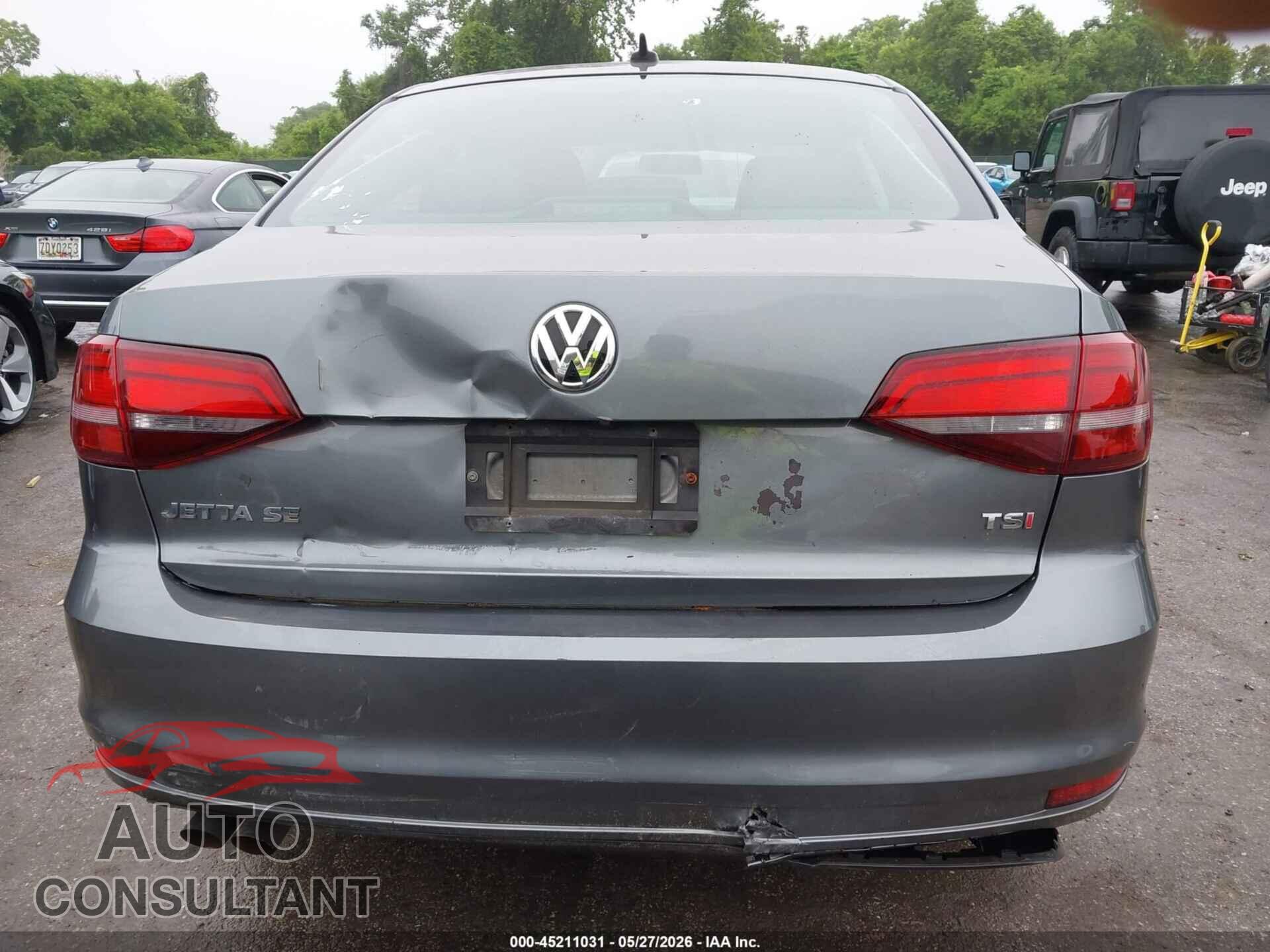 VOLKSWAGEN JETTA 2017 - 3VWDB7AJ7HM404303