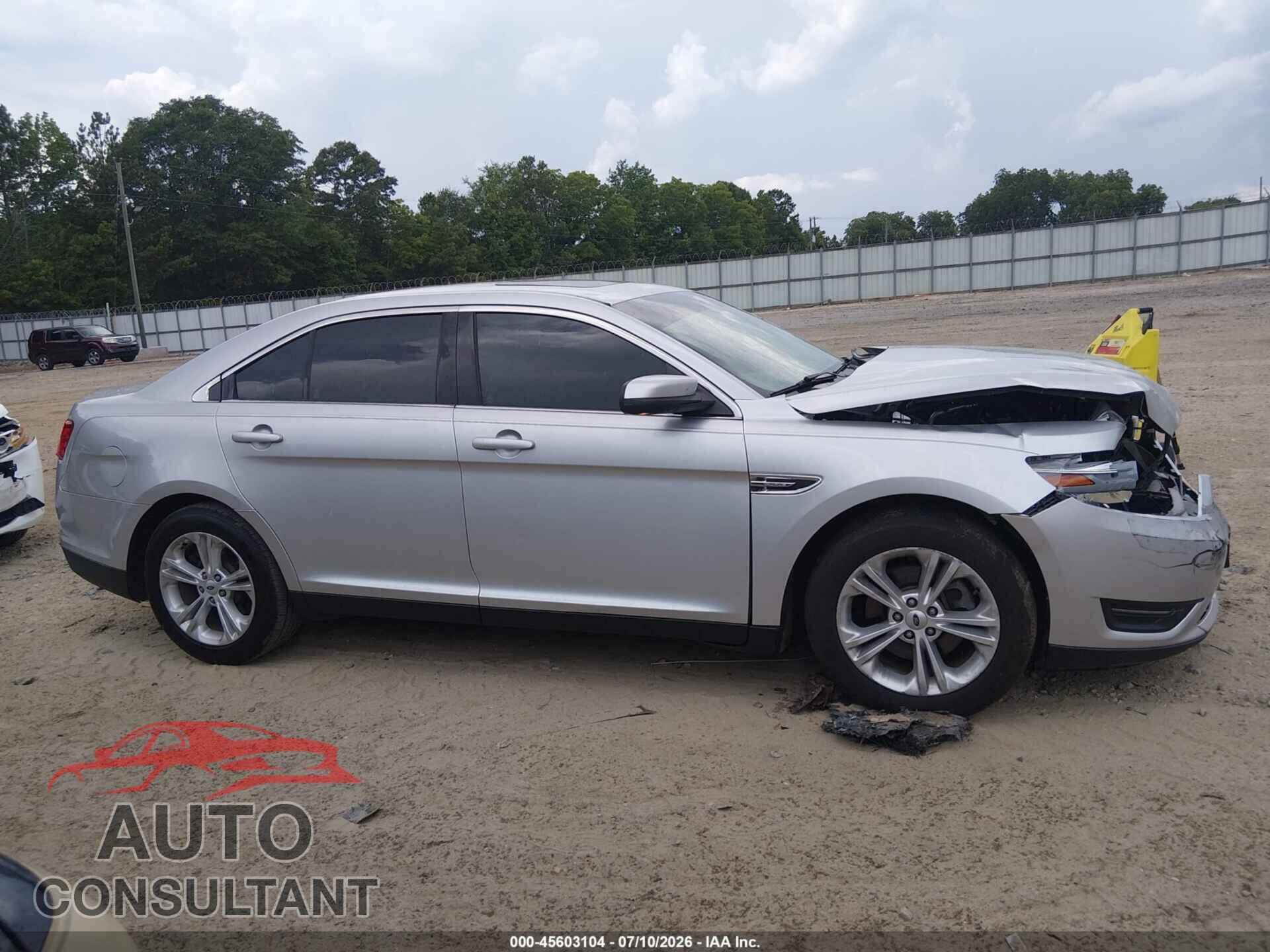 FORD TAURUS 2013 - 1FAHP2E81DG199328