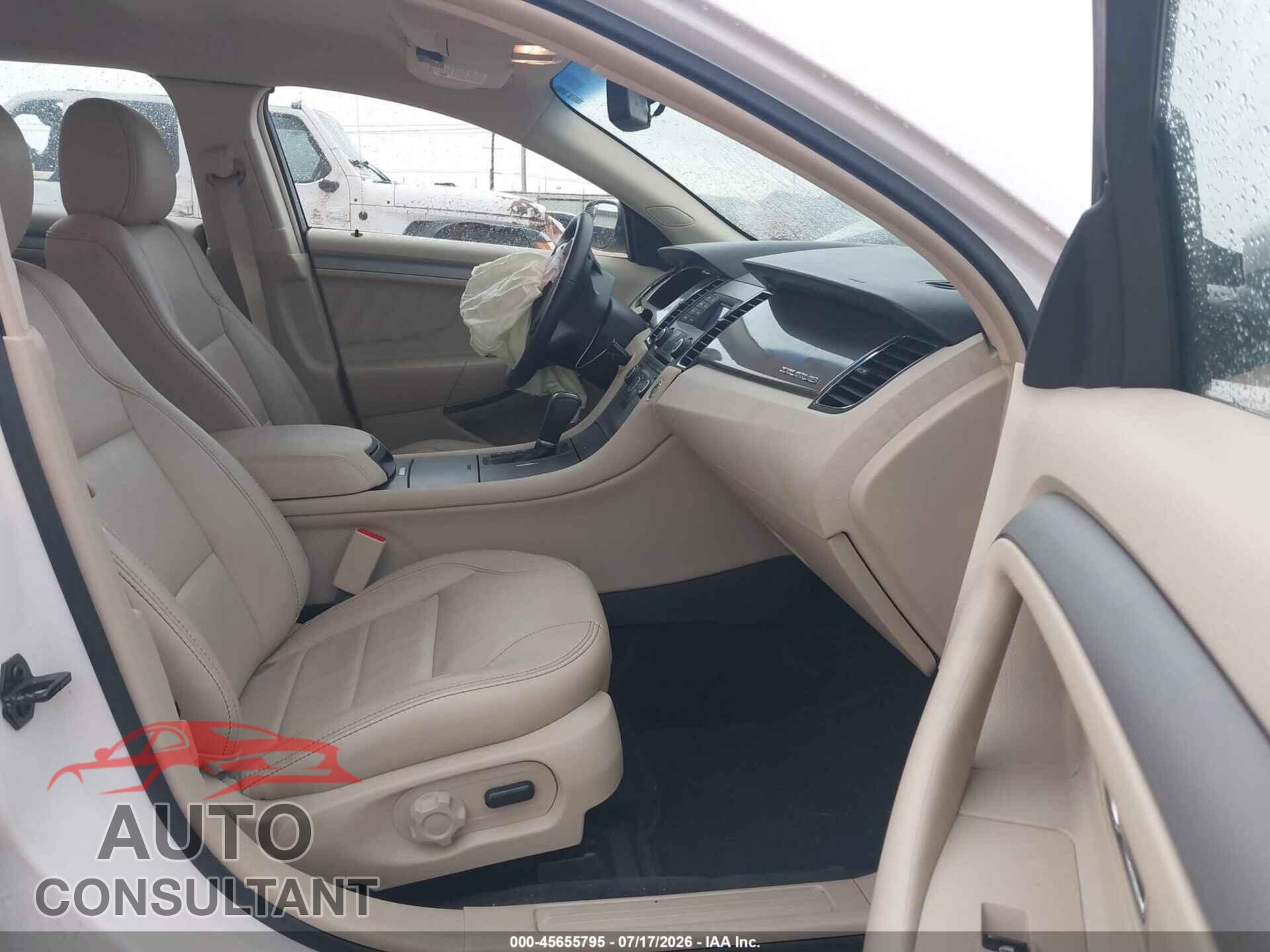 FORD TAURUS 2015 - 1FAHP2E87FG145731