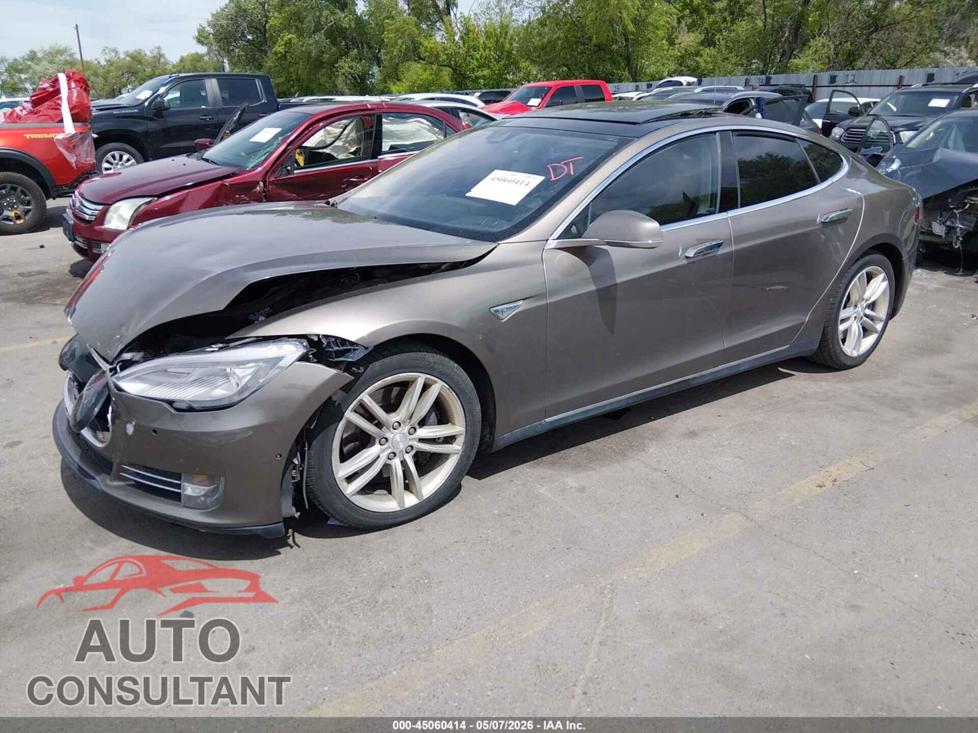 TESLA MODEL S 2015 - 5YJSA1H20FF096434