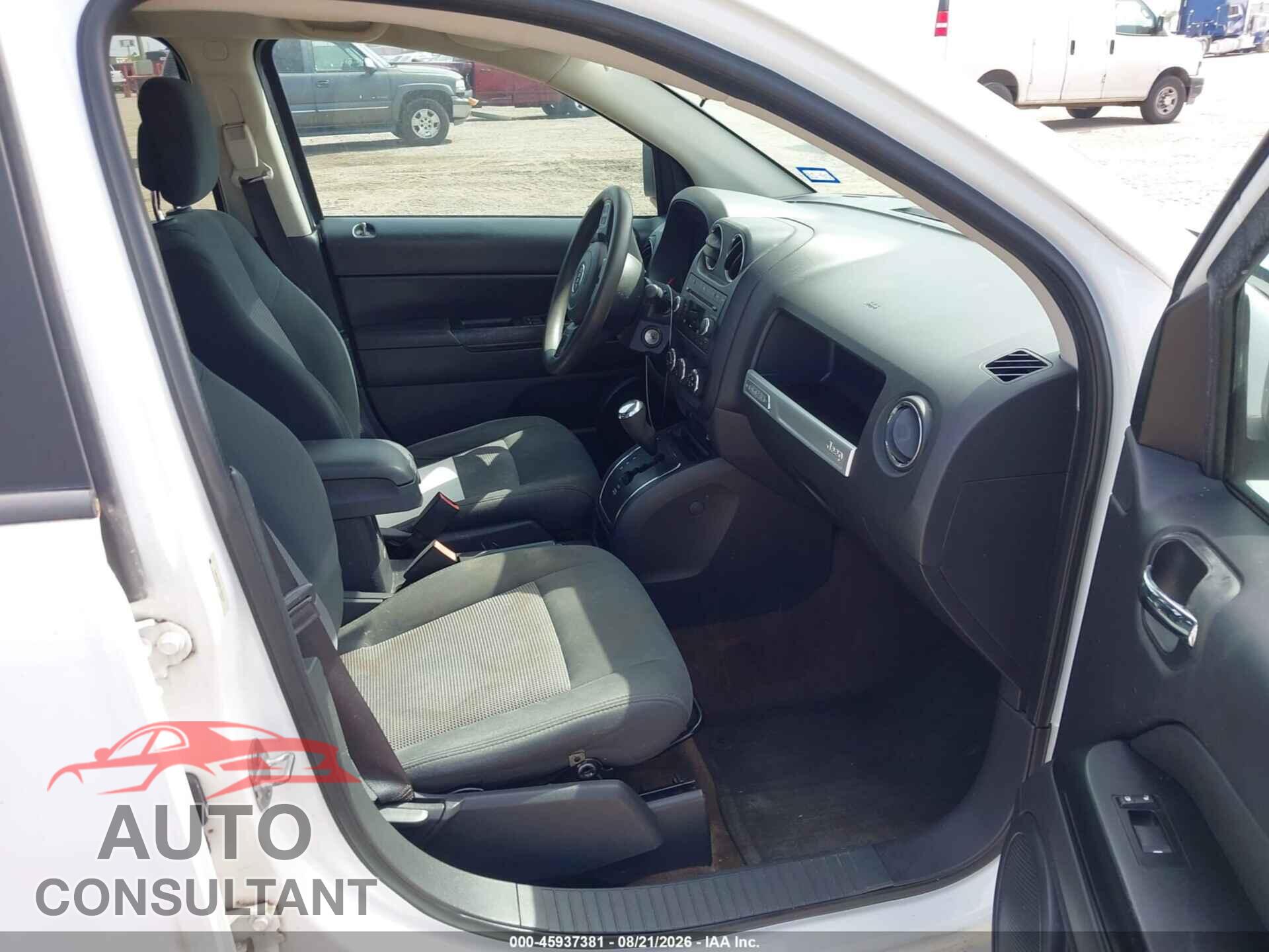 JEEP COMPASS 2014 - 1C4NJCBAXED602415