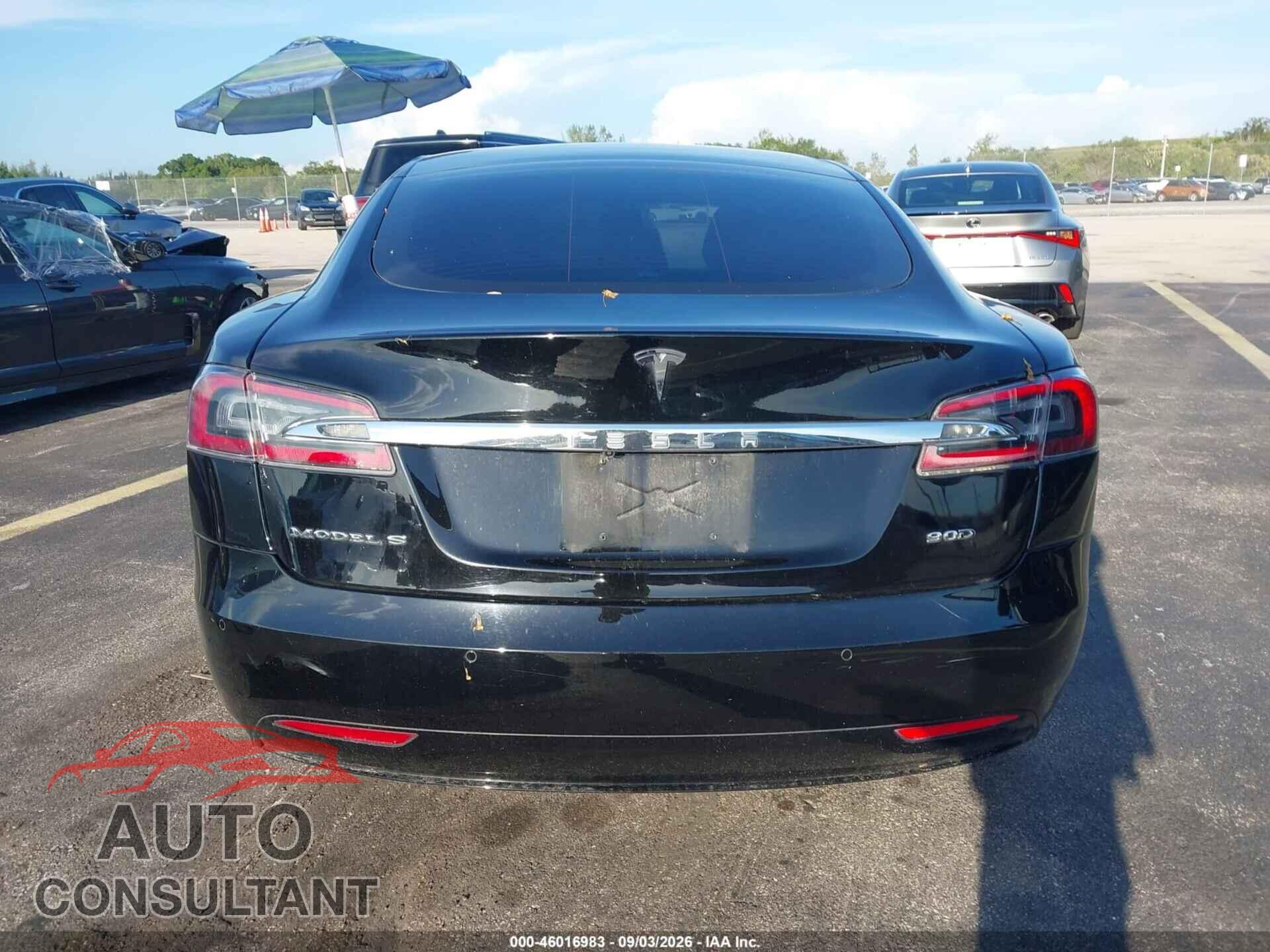 TESLA MODEL S 2017 - 5YJSA1E25HF193507