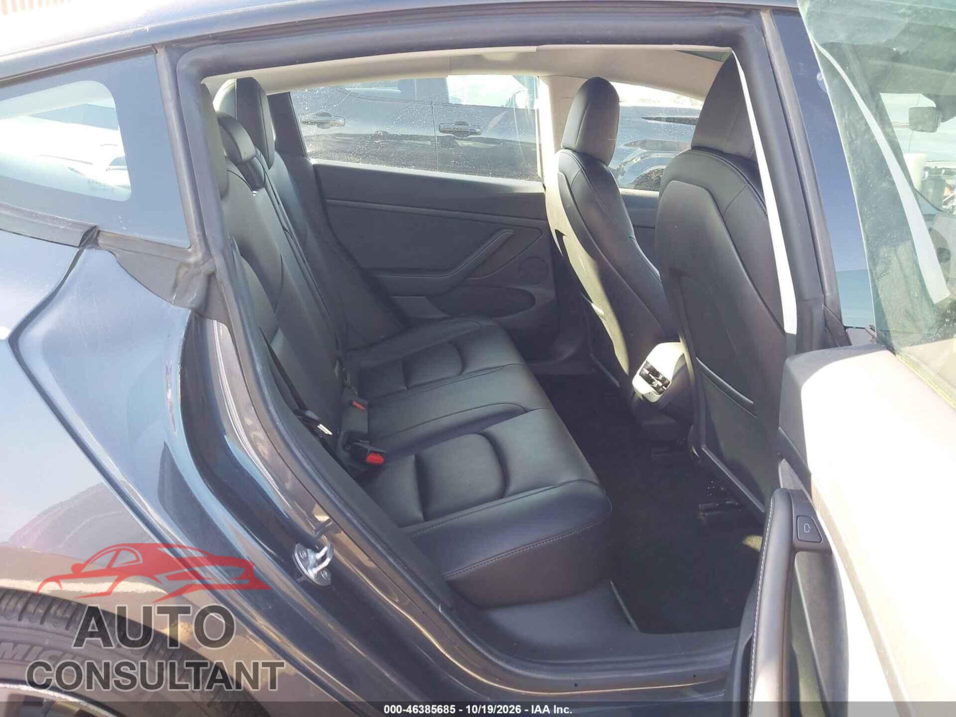 TESLA MODEL 3 2021 - 5YJ3E1EA0MF074743