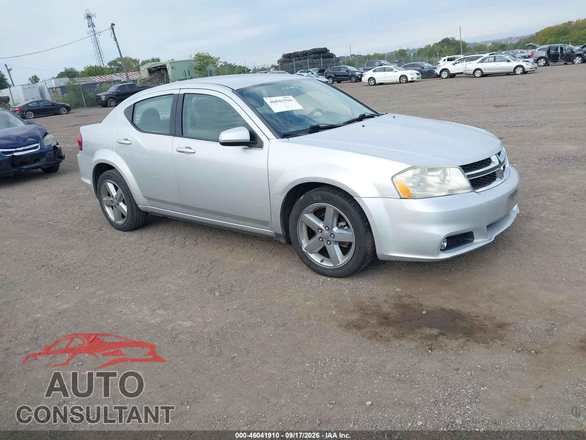 DODGE AVENGER 2011 - 1B3BD2FG3BN587086