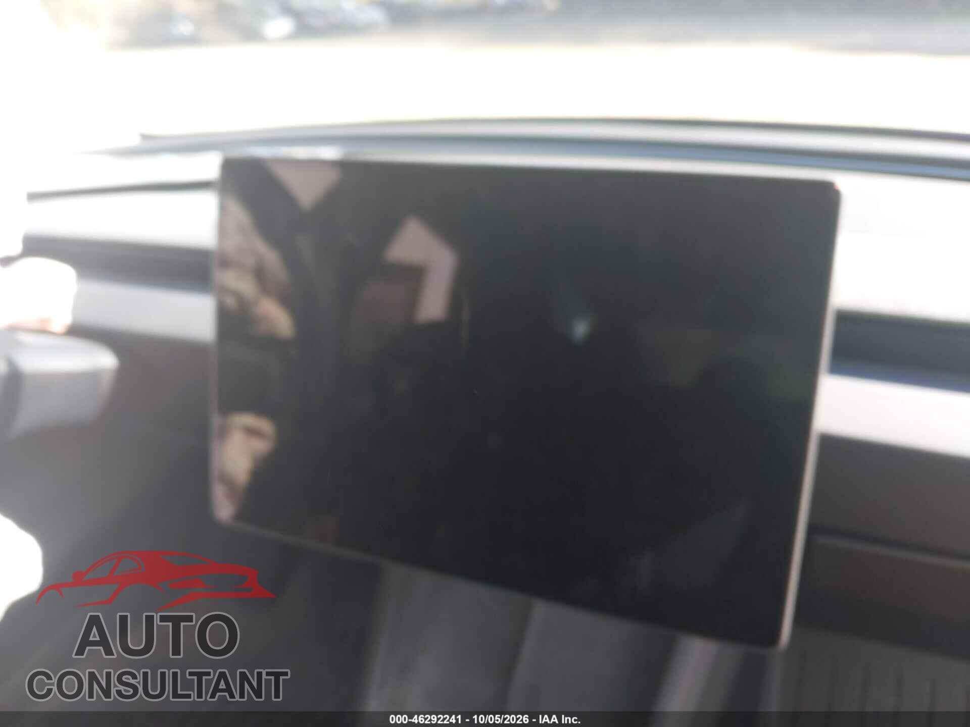 TESLA MODEL 3 2025 - 5YJ3E1EB4SF069616