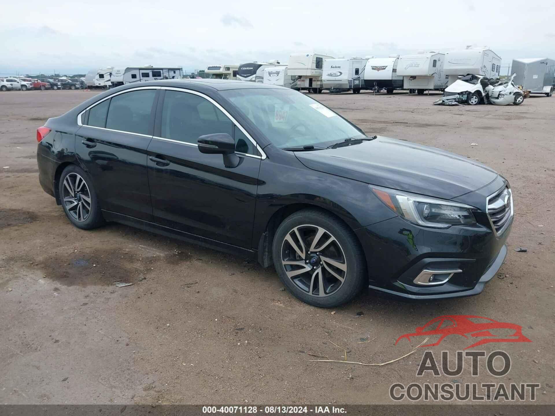 SUBARU LEGACY 2018 - 4S3BNAN6XJ3021676