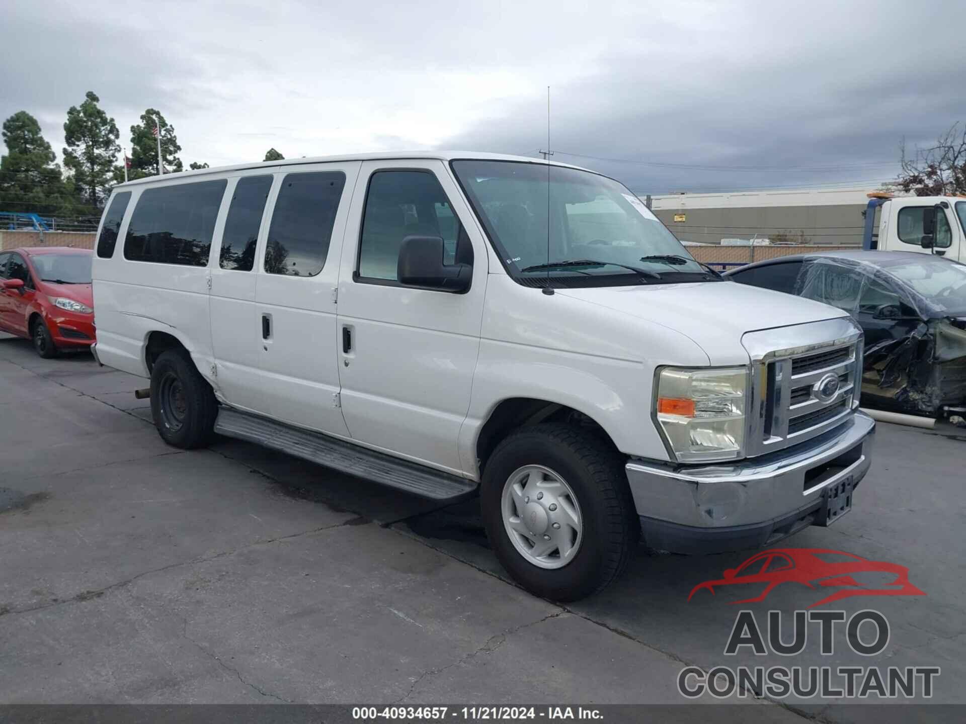 FORD E-350 SUPER DUTY 2009 - 1FBSS31LX9DA24362