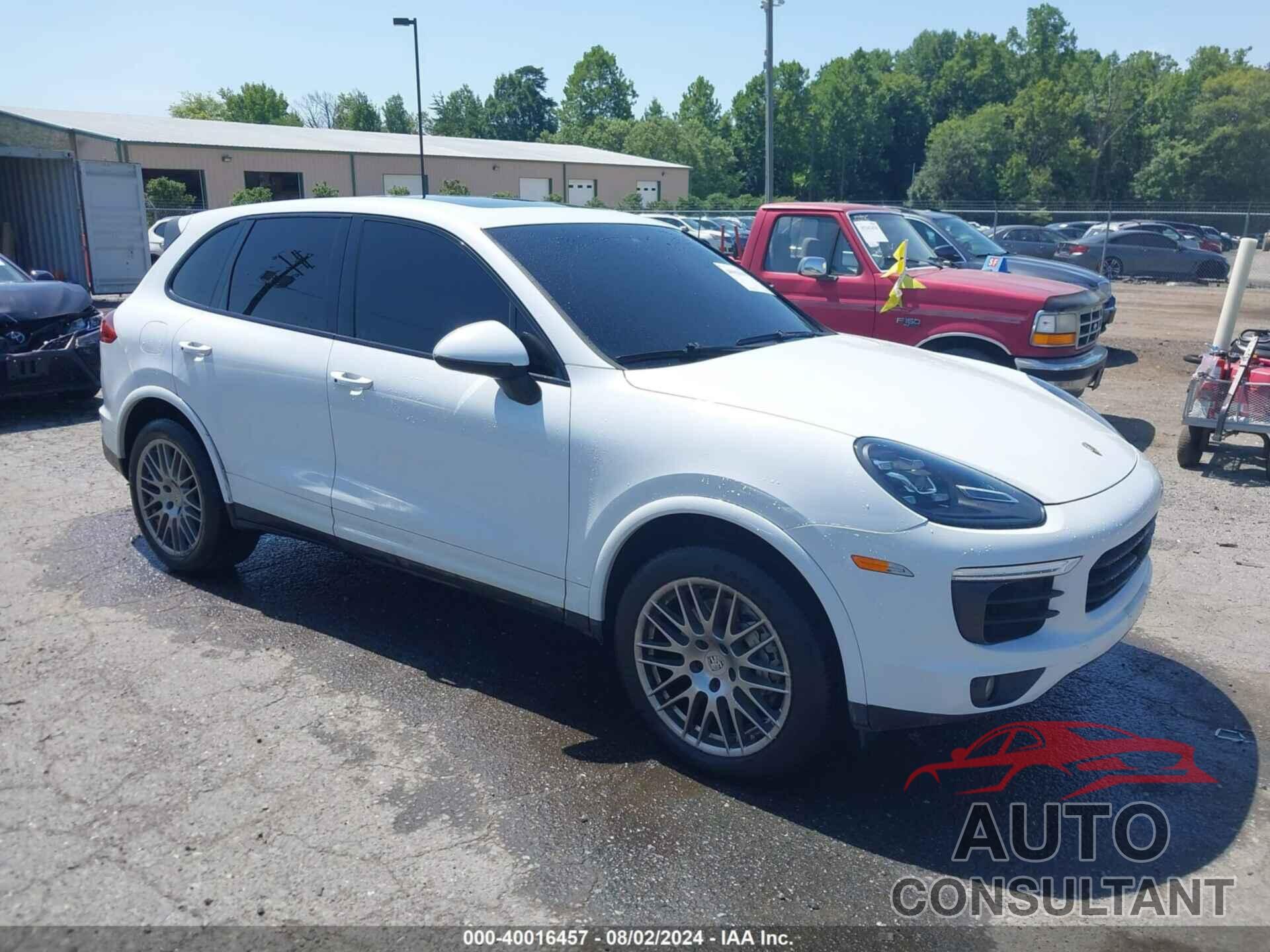 PORSCHE CAYENNE 2016 - WP1AB2A29GLA95546