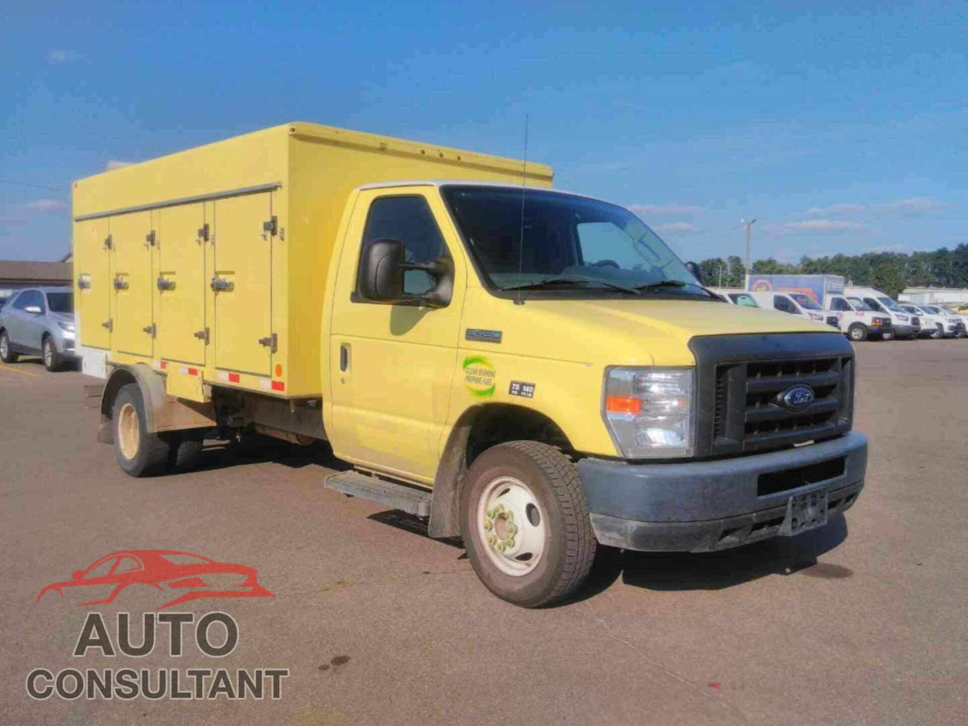 FORD ECONOLINE 2017 - 1FDXE4FS3HDC72221