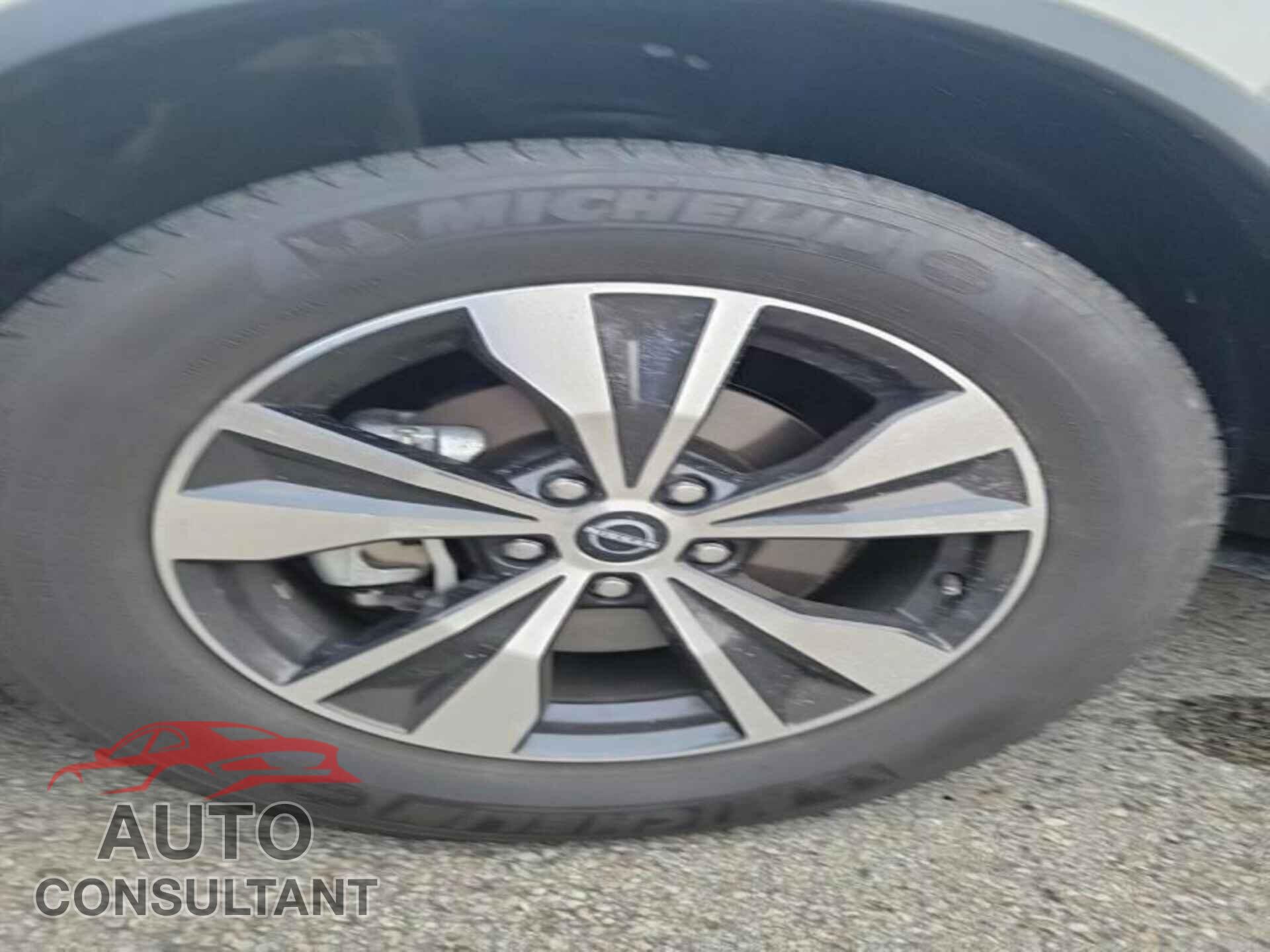 NISSAN MURANO 2023 - 5N1AZ2BS8PC109976