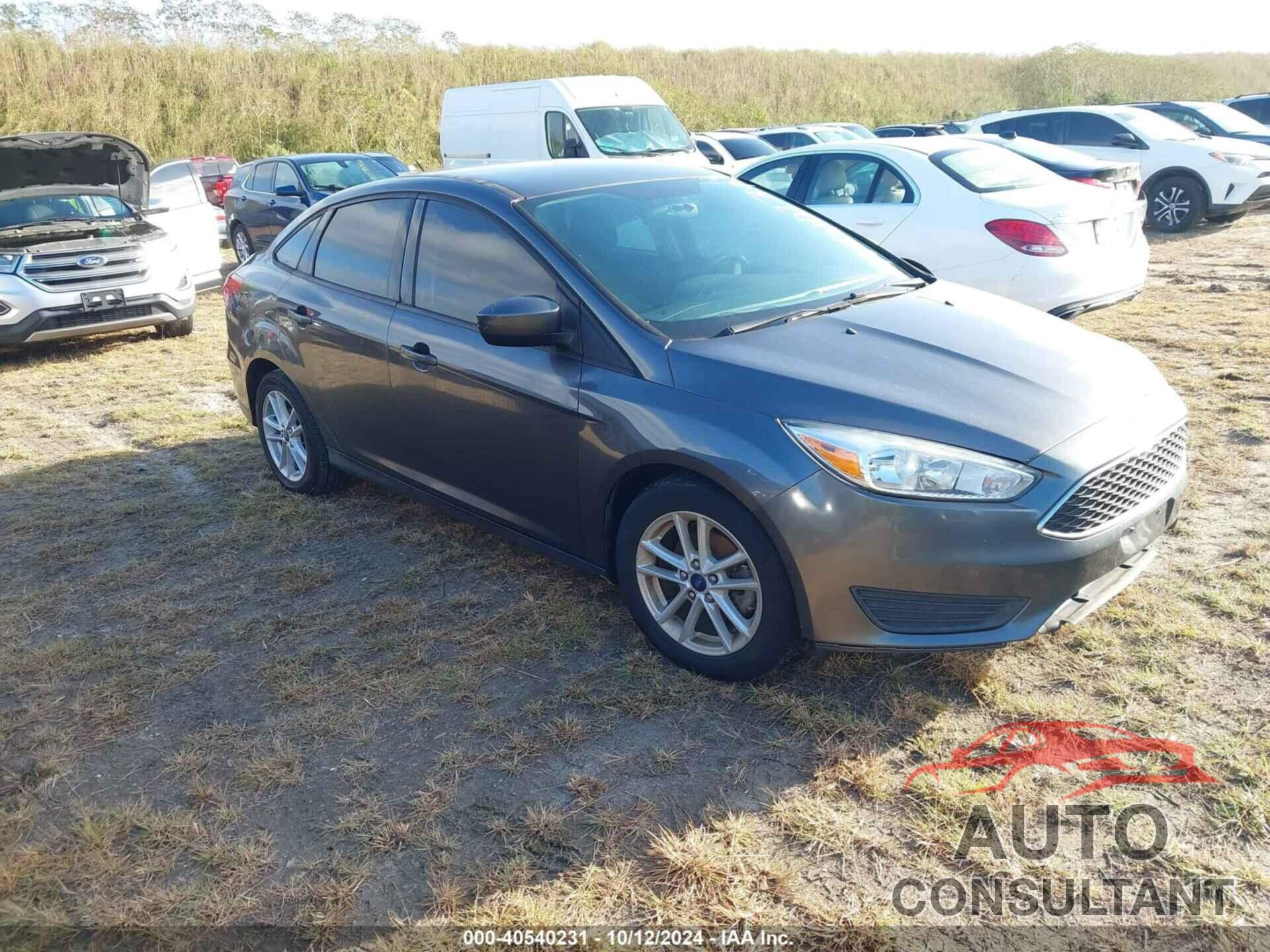 FORD FOCUS 2018 - 1FADP3F27JL261977